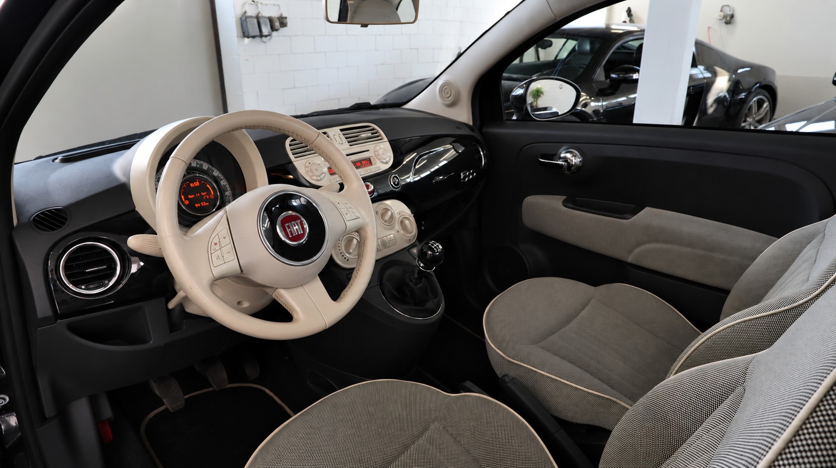 FIAT 500 0.9 Twinair Turbo Lounge-image-3