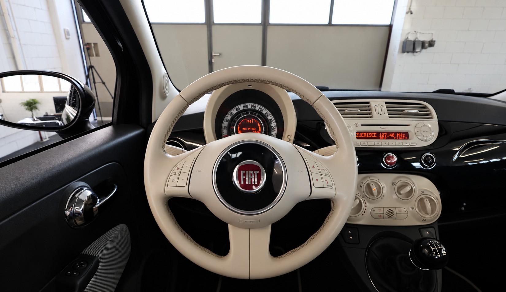FIAT 500 0.9 Twinair Turbo Lounge-image-6