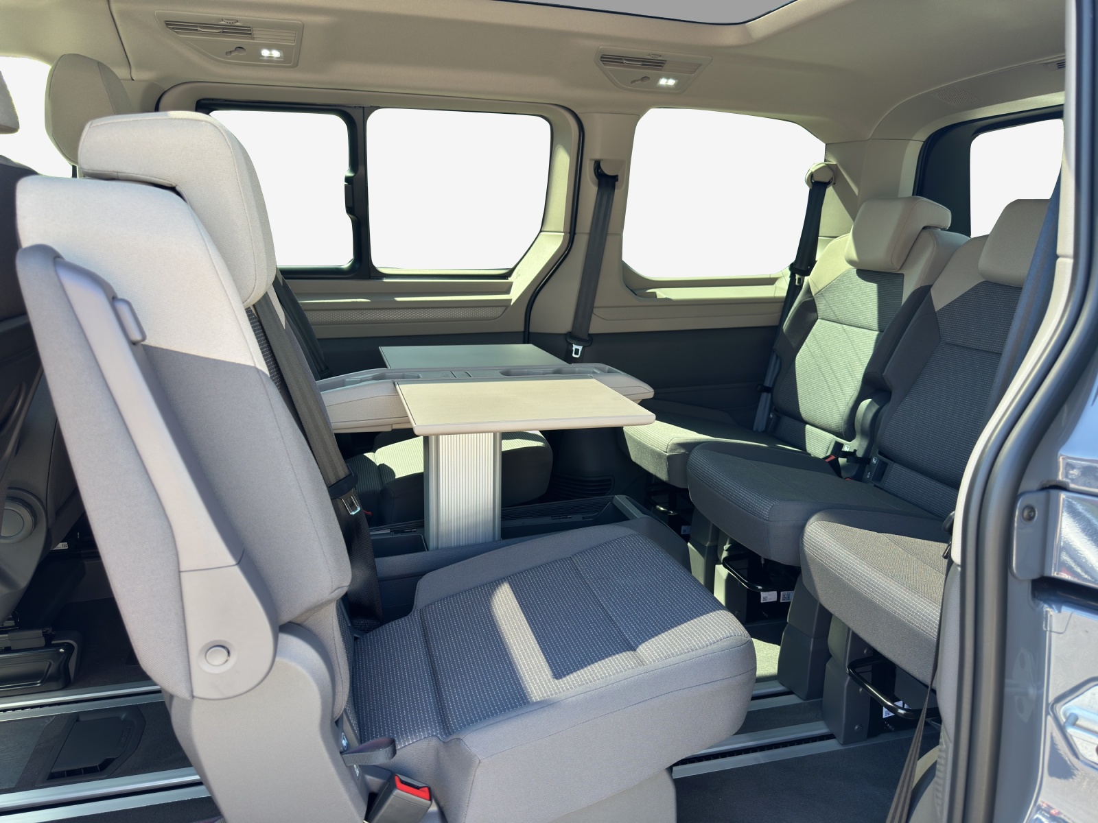 VW Multivan 1.5 eHybrid 4Motion DSG-image-15
