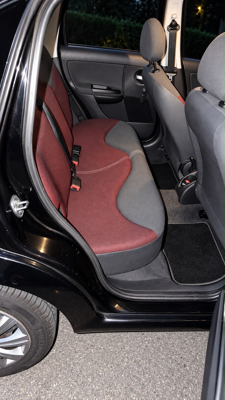 CITROEN C3 1.4i Exclusive-image-3