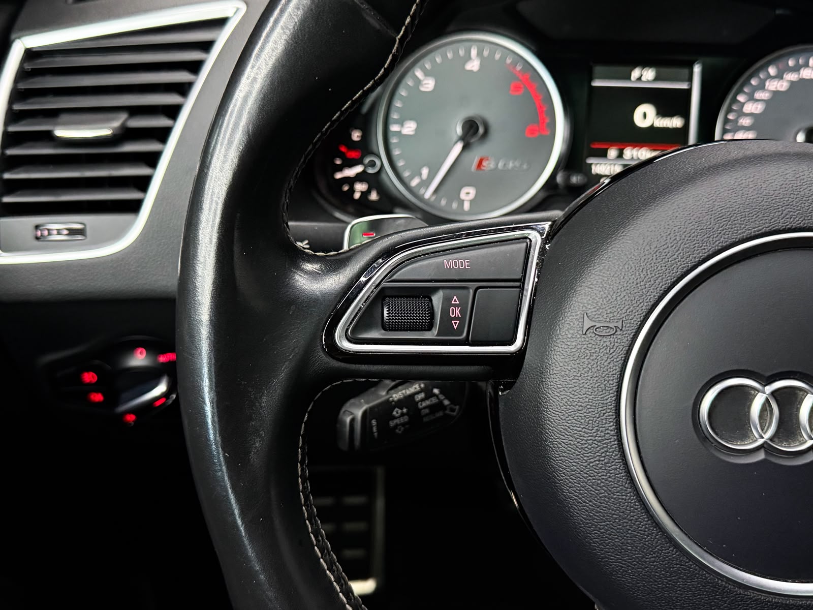 AUDI SQ5 3.0 TDI quattro tiptronic *AHK*-image-11