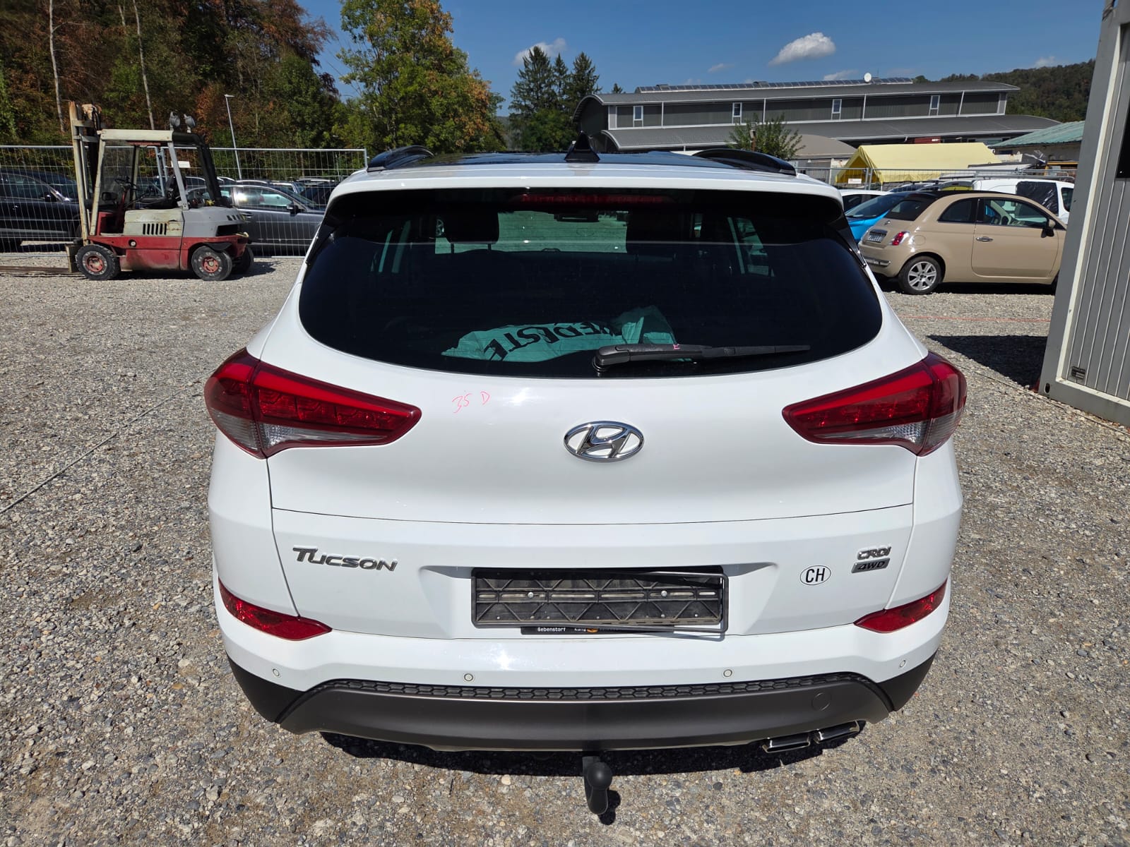 HYUNDAI Tucson 2.0 CRDI Vertex 4WD Automatic-image-6