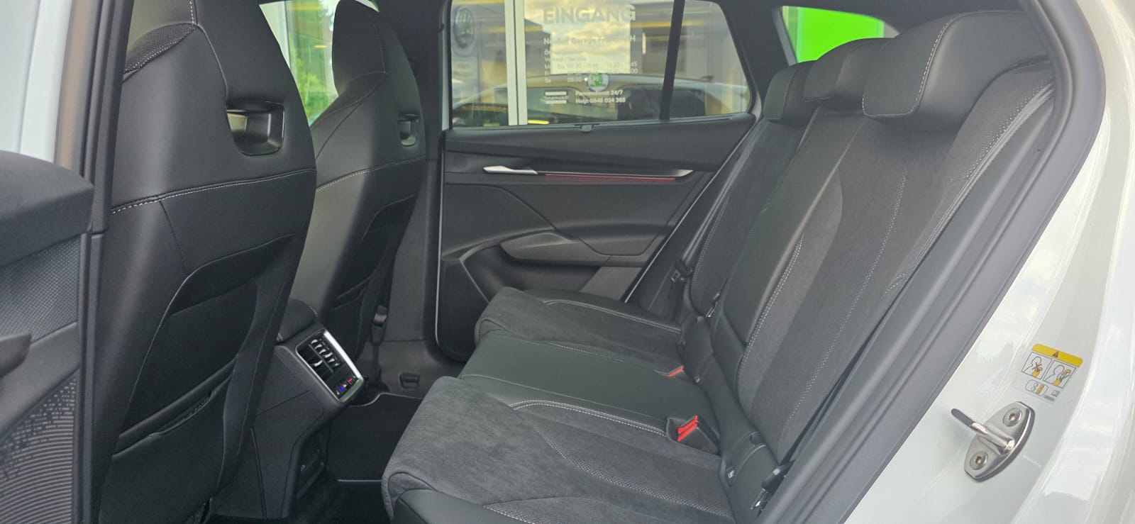 SKODA Enyaq 85x Sportline 4x4-image-20
