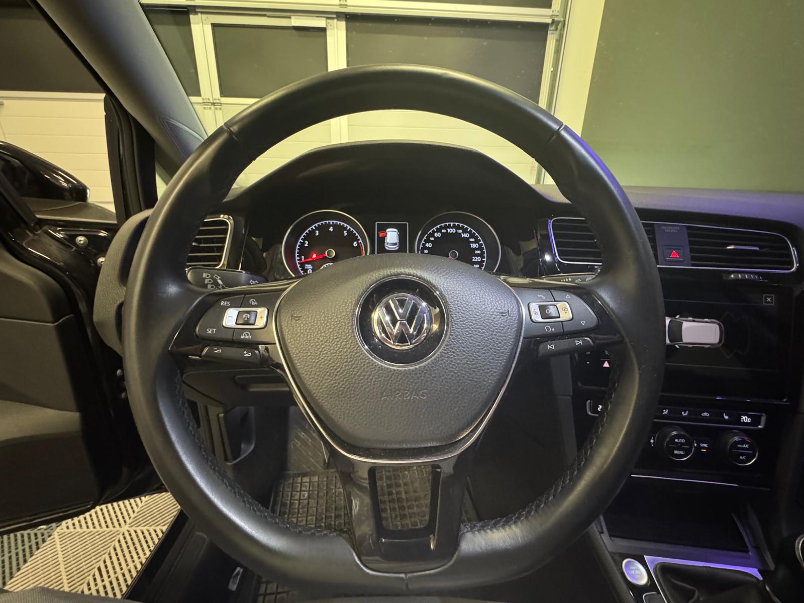 VW Golf 1.5 TSI EVO Comfortline-image-16