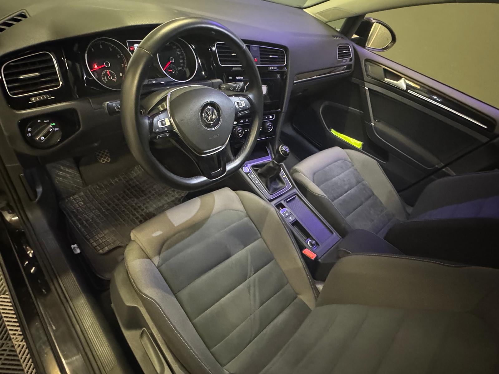 VW Golf 1.5 TSI EVO Comfortline-image-1