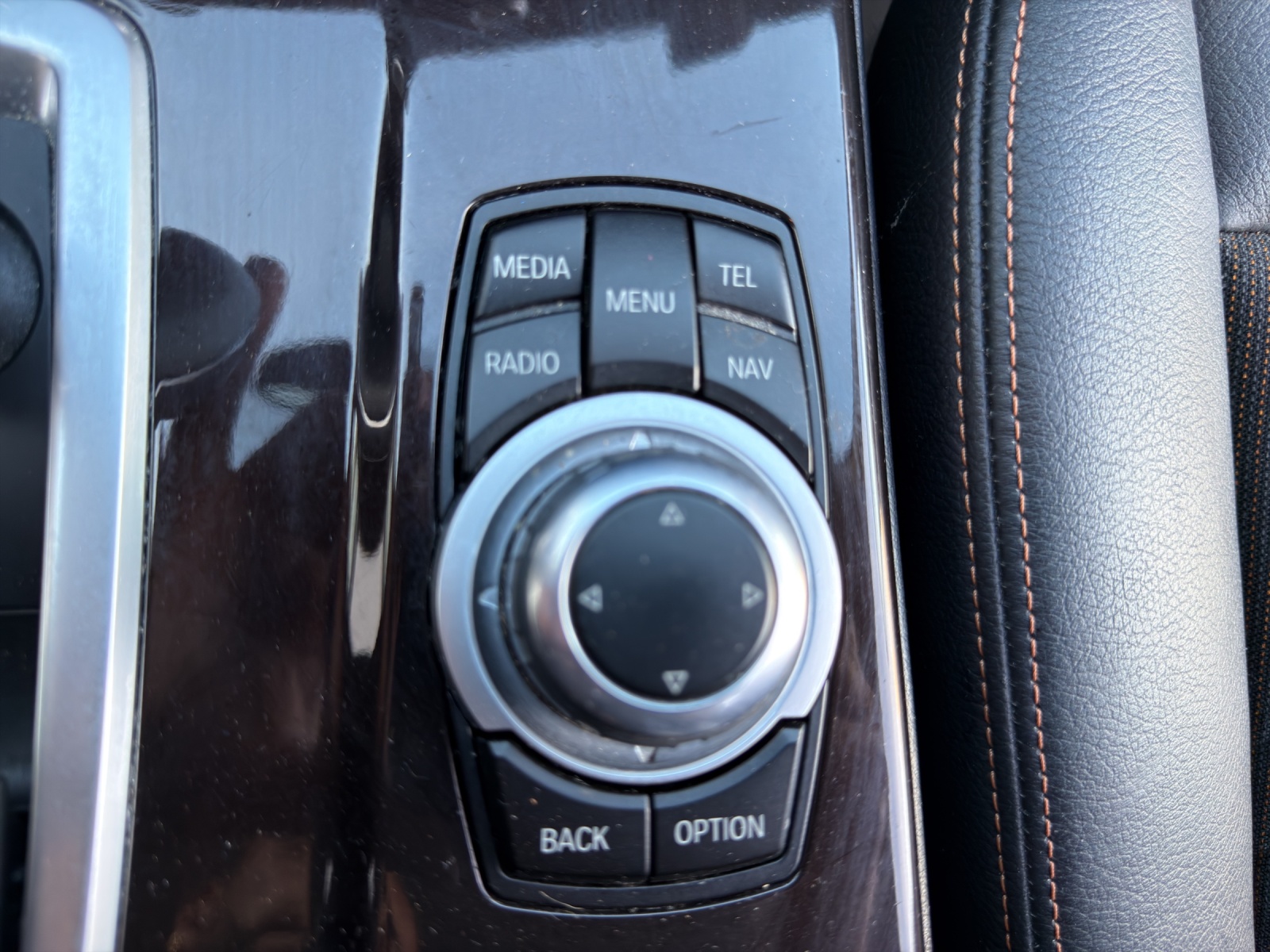 BMW X3 xDrive 20i Steptronic-image-22