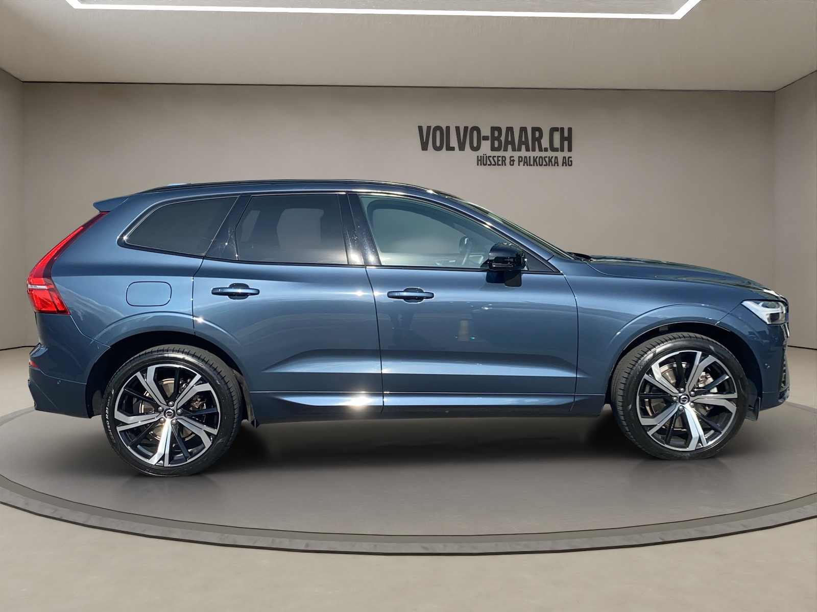 VOLVO XC60 2.0 T8 TE R-Design eAWD-image-5