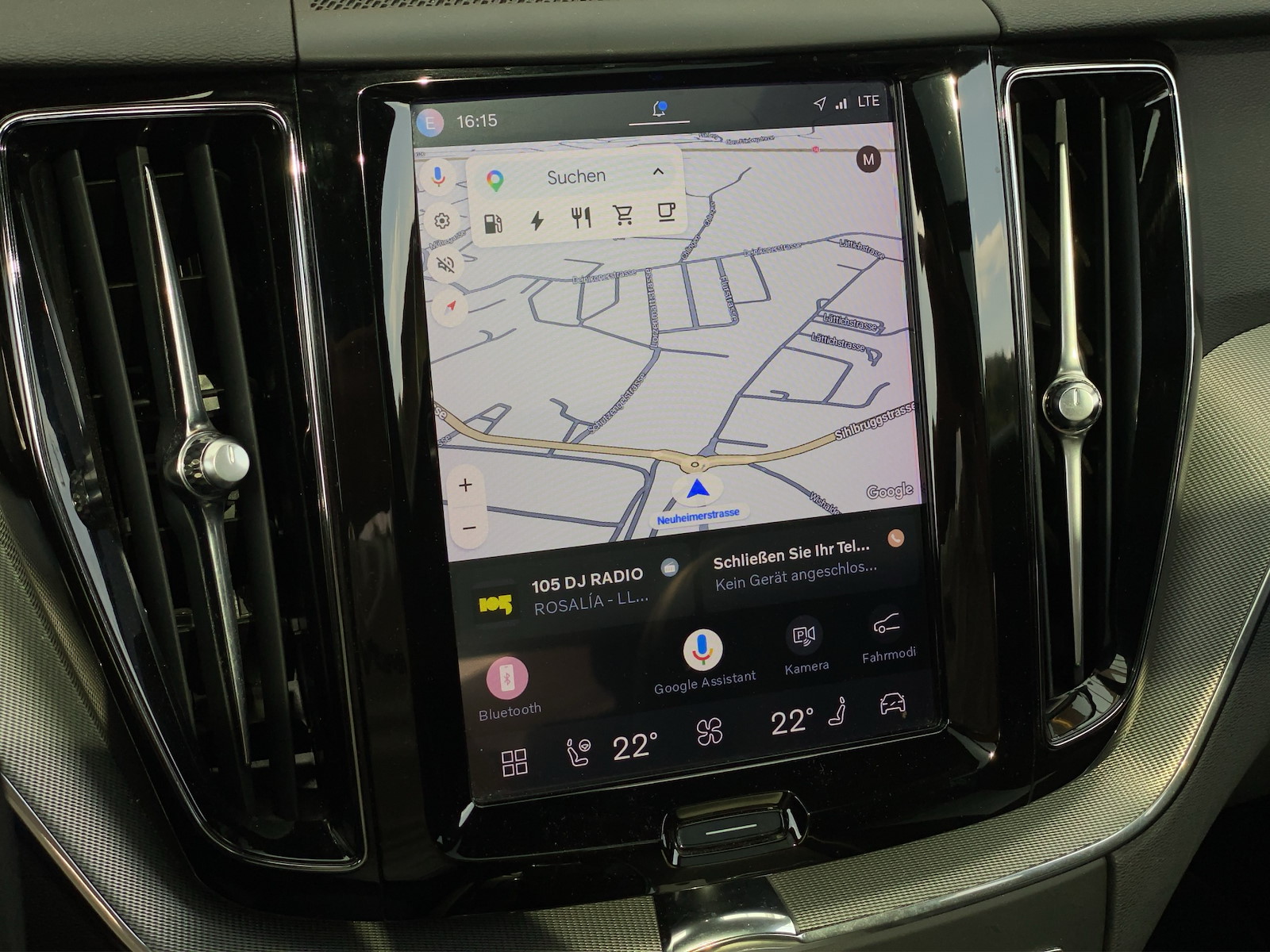 VOLVO XC60 2.0 T8 TE R-Design eAWD-image-14