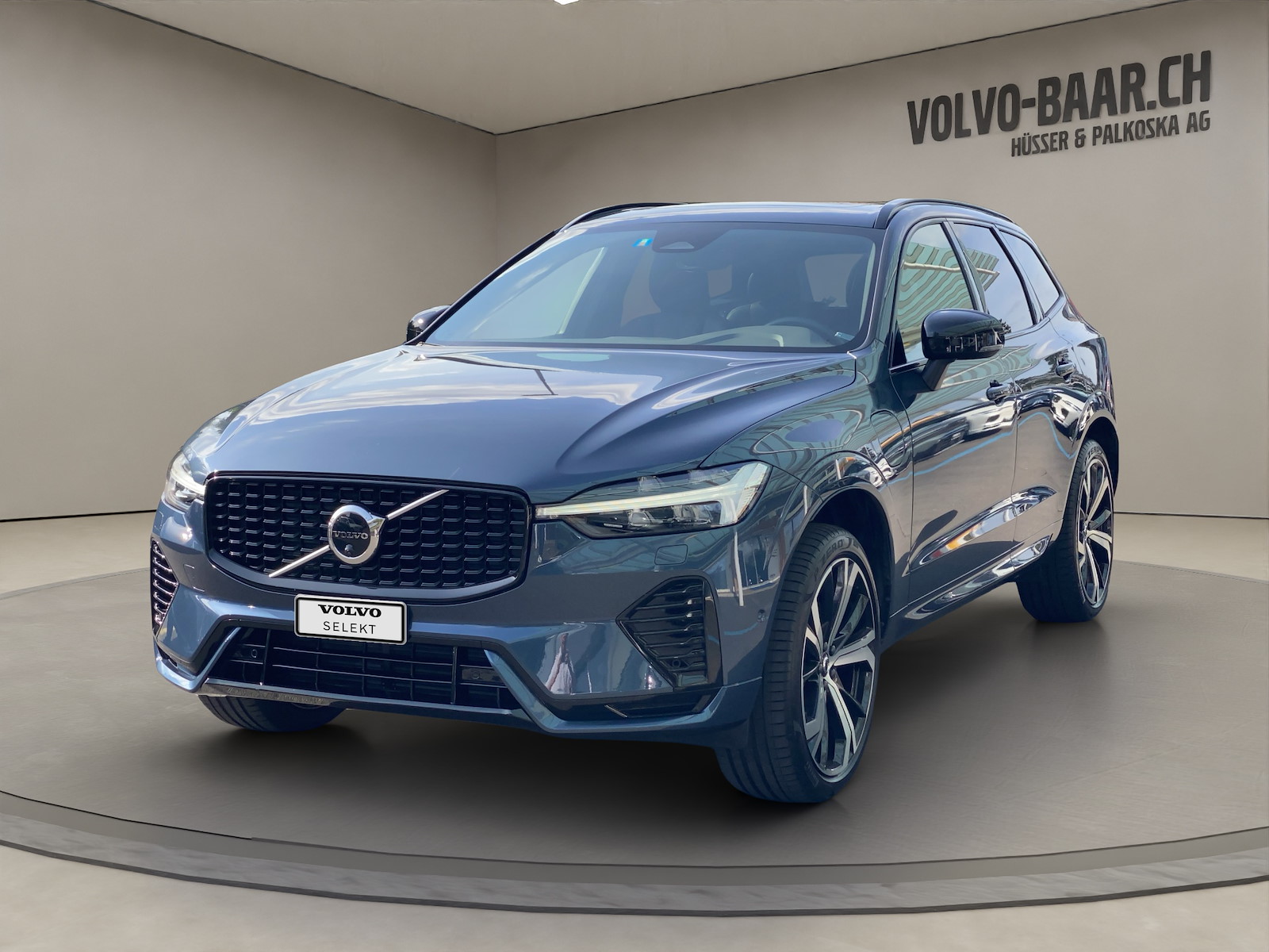 VOLVO XC60 2.0 T8 TE R-Design eAWD-image-0