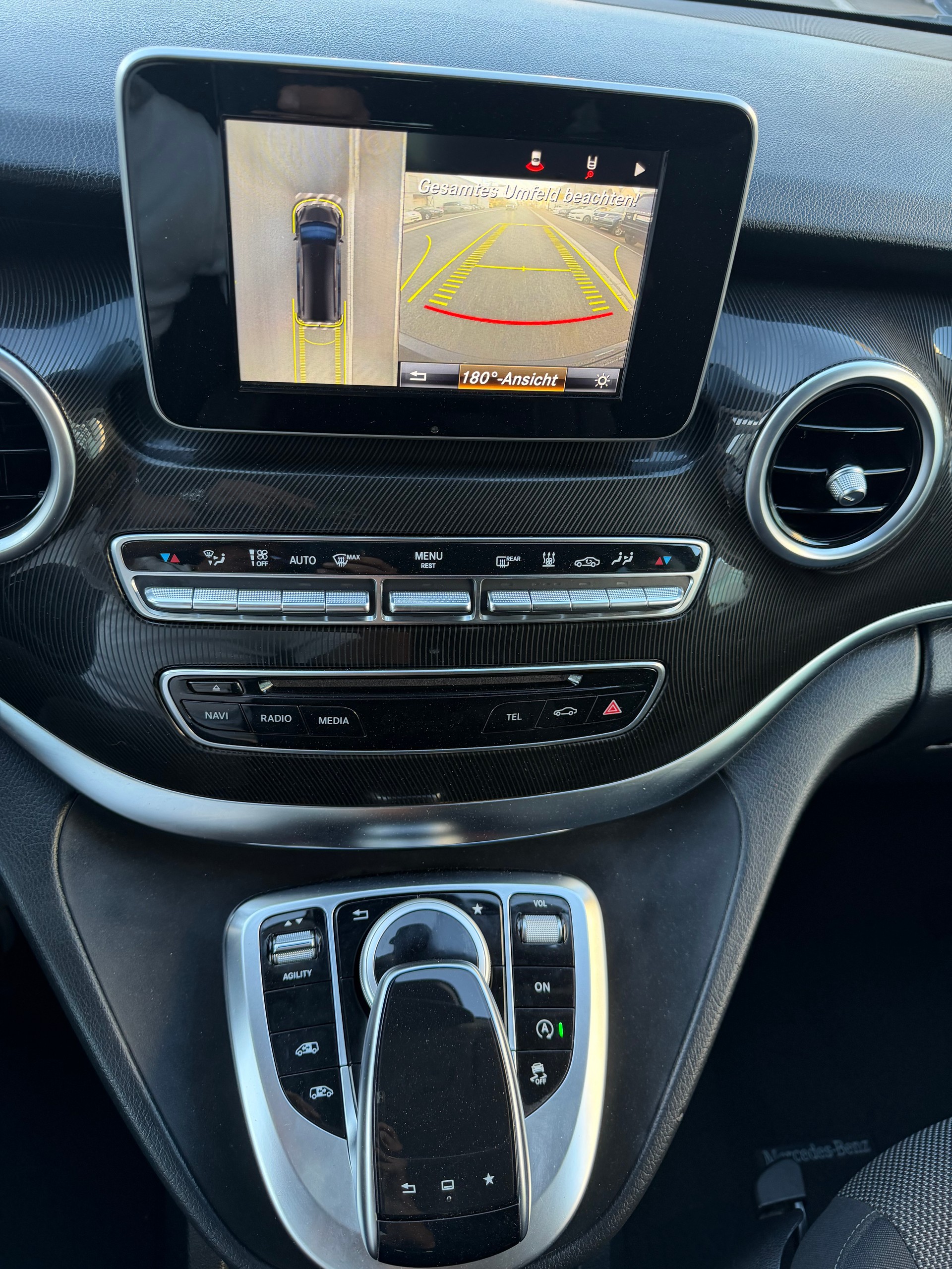 MERCEDES-BENZ V 250 d lang 4Matic 7G-Tronic-image-21