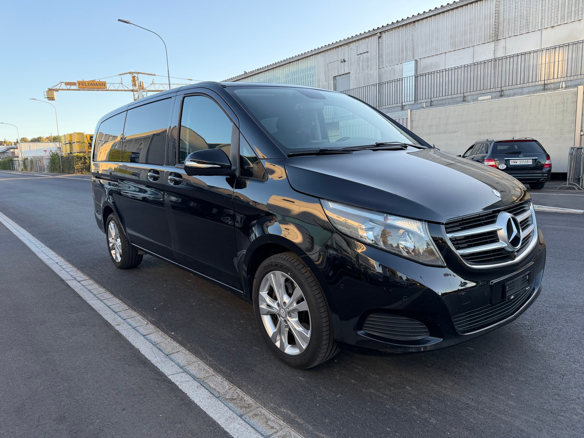 MERCEDES-BENZ V 250 d lang 4Matic 7G-Tronic-image-3