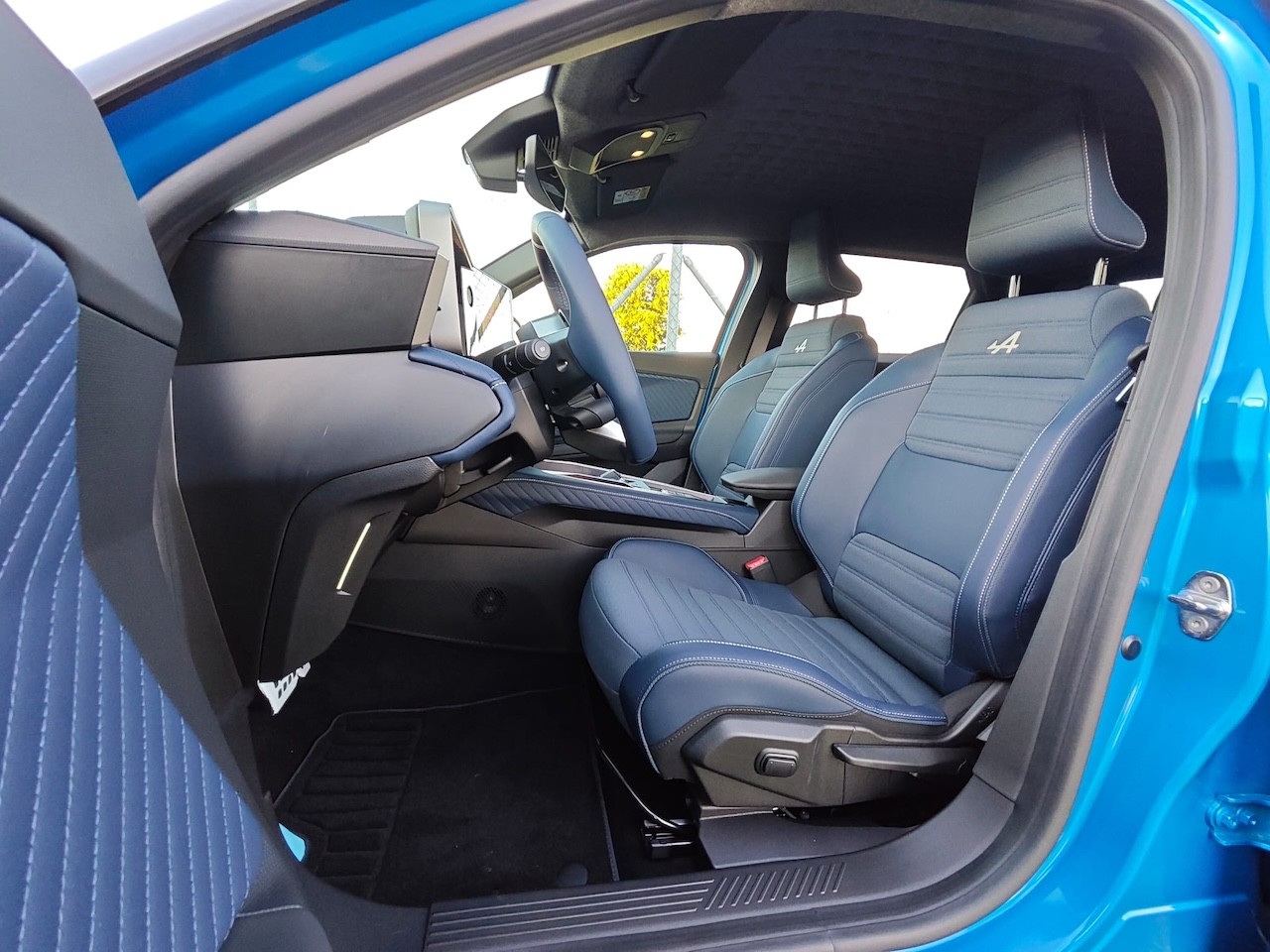 ALPINE A290 220 52kWh GT Performance-image-8