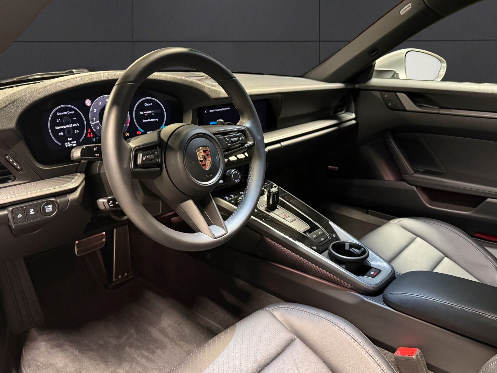 PORSCHE 911 Carrera PDK-image-9