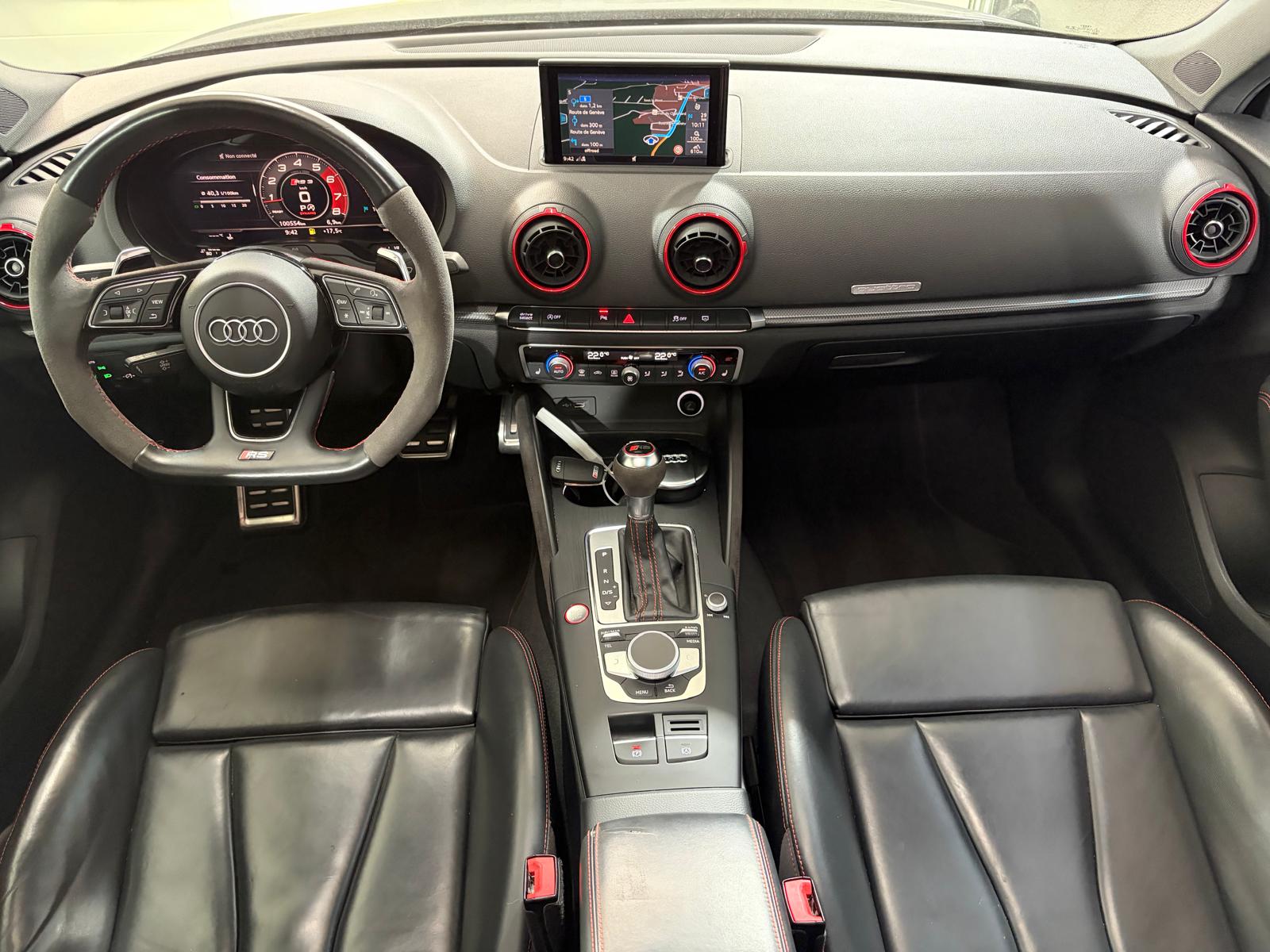 AUDI RS3 Sportback 2.5 TSI quattro S-tronic - Toit ouvrant-image-12