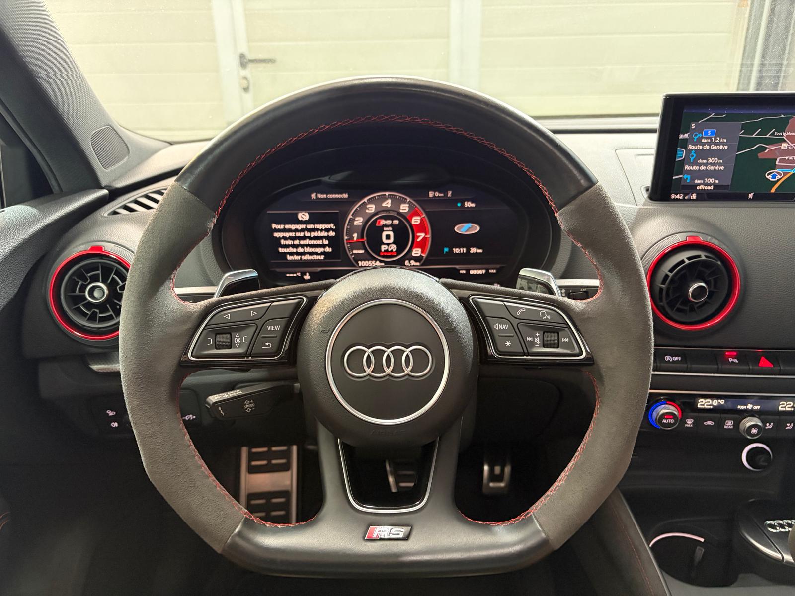 AUDI RS3 Sportback 2.5 TSI quattro S-tronic - Toit ouvrant-image-15