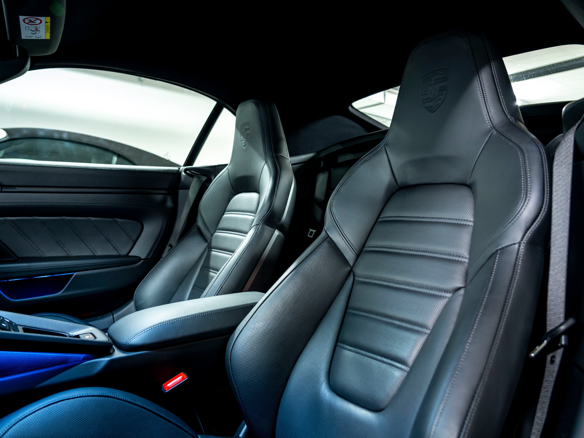 PORSCHE 911 Carrera 4 Cabriolet GTS PDK-image-13
