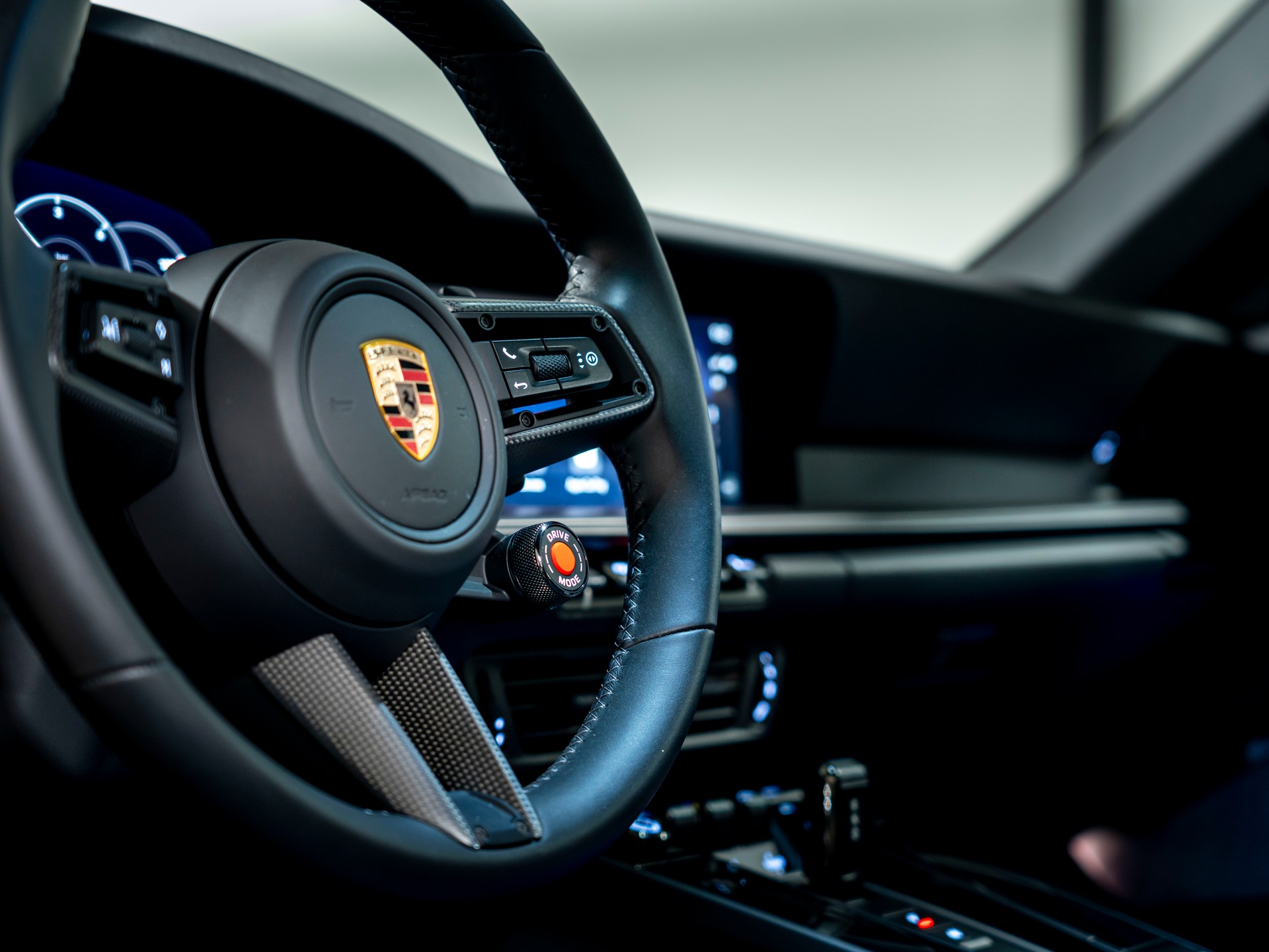 PORSCHE 911 Carrera 4 Cabriolet GTS PDK-image-16