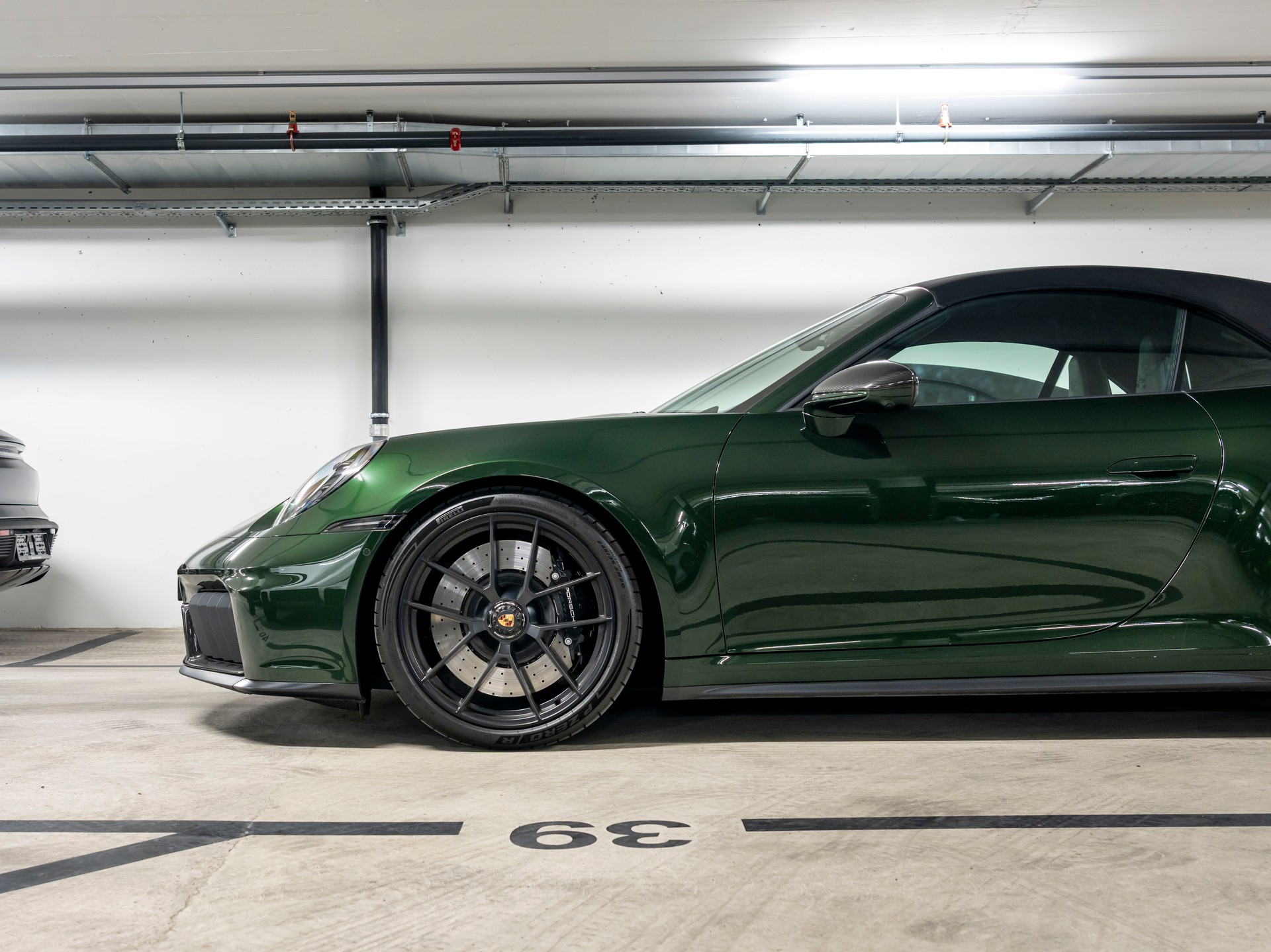 PORSCHE 911 Carrera 4 Cabriolet GTS PDK-image-5