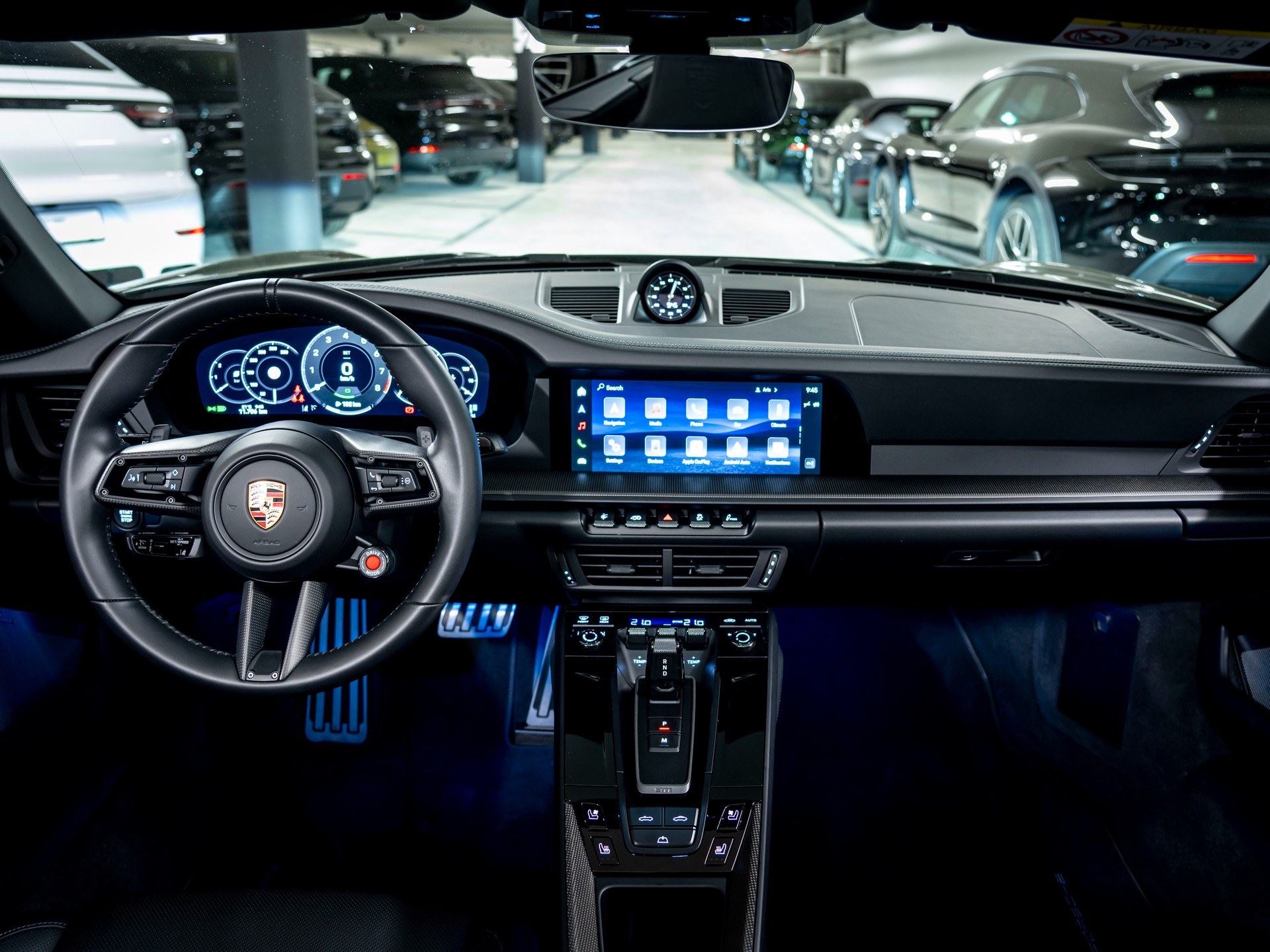 PORSCHE 911 Carrera 4 Cabriolet GTS PDK-image-17