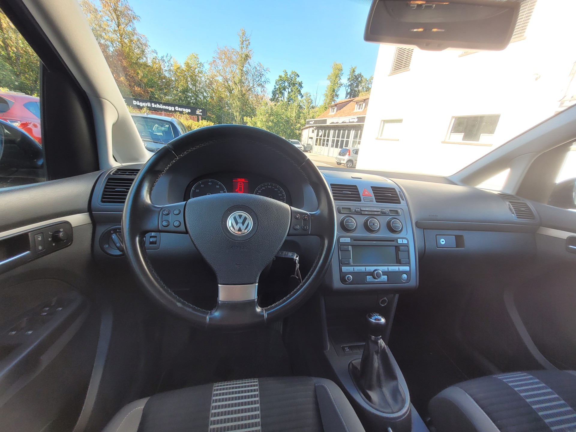 VW Touran 1.6 Conceptline-image-15