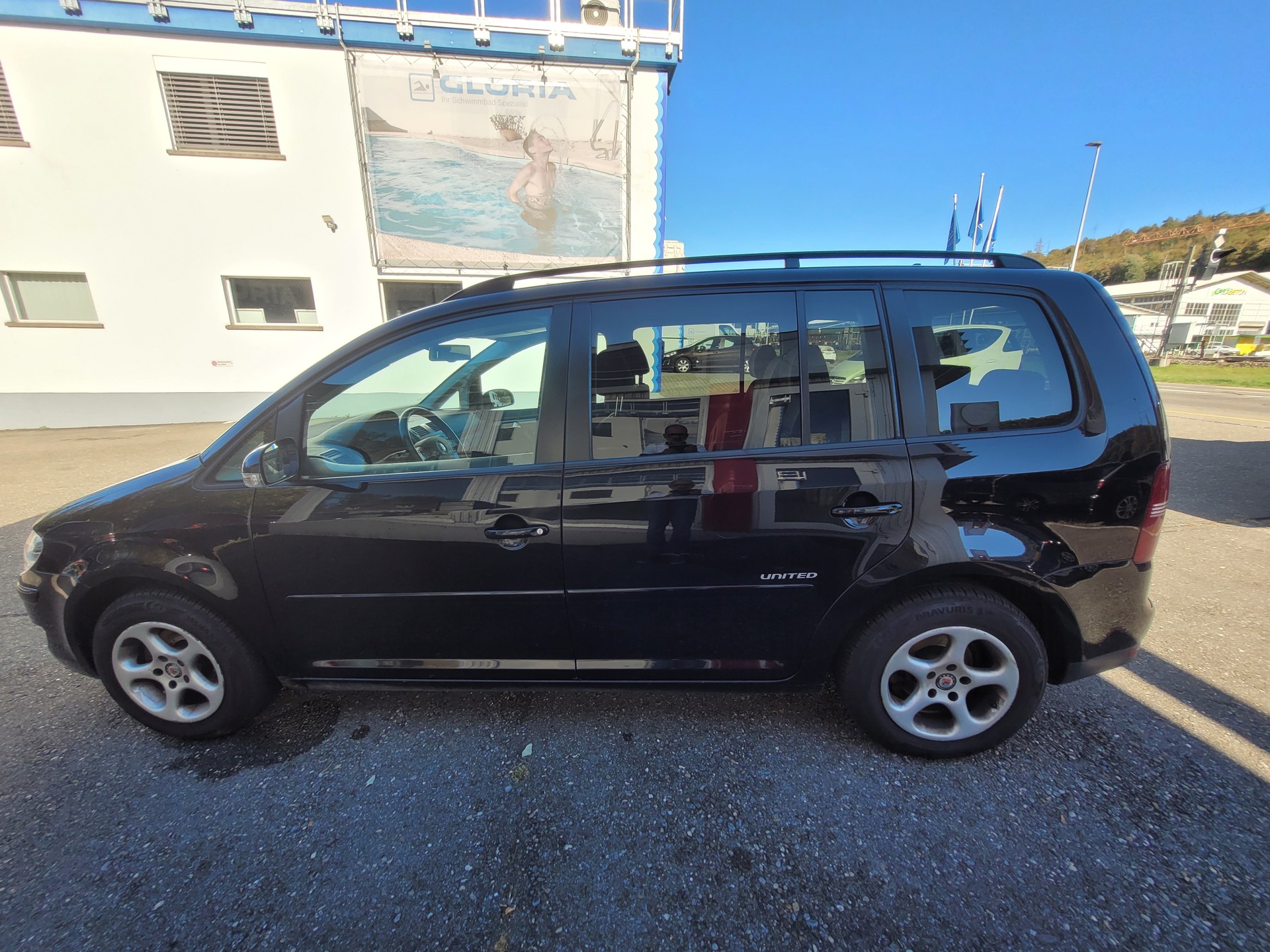 VW Touran 1.6 Conceptline-image-7