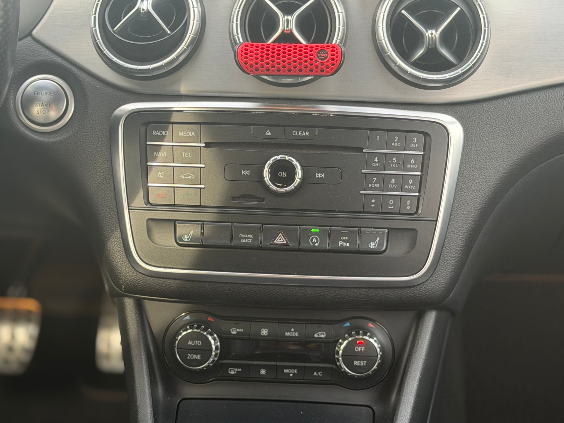 MERCEDES-BENZ CLA 220 CDI AMG Line 4Matic 7G-DCT-image-10