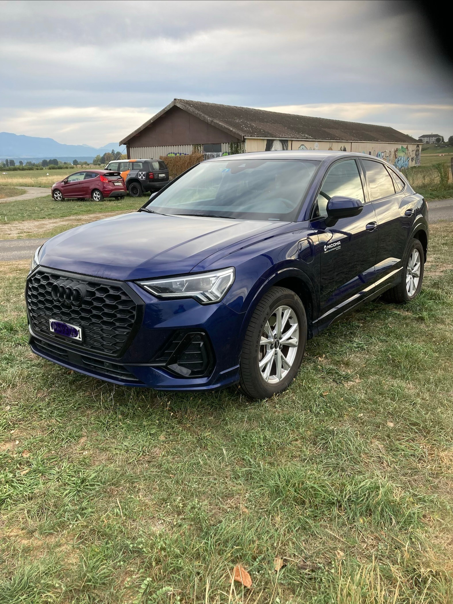 Car photo