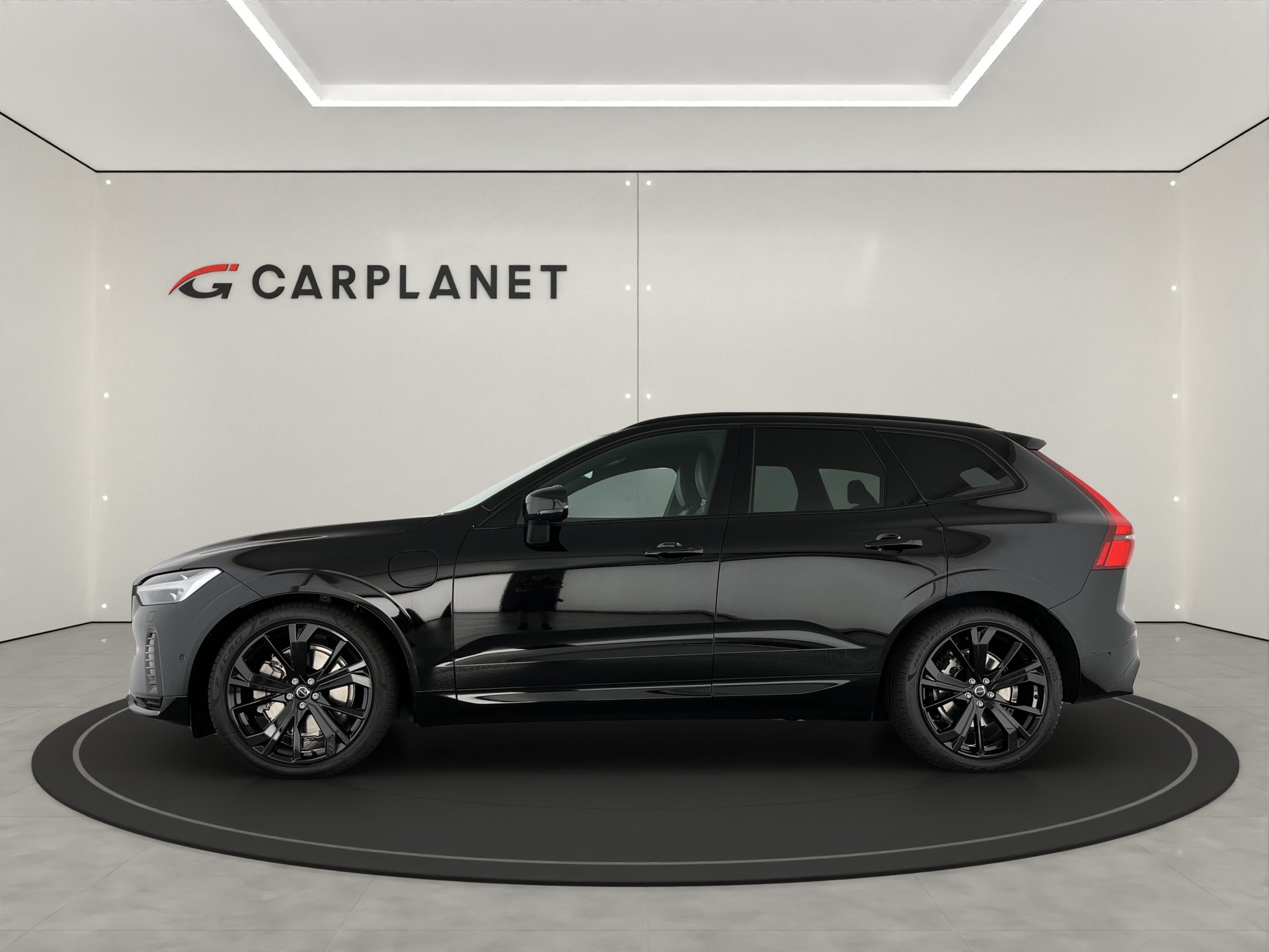 VOLVO XC60 2.0 T8 TE Black Edition eAWD-image-2