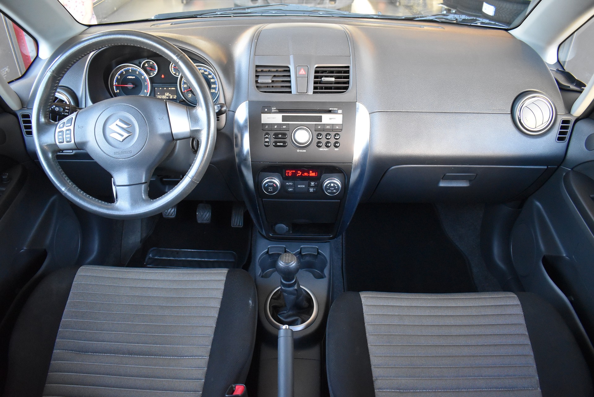 SUZUKI SX4 1.6 16V GL 2WD-image-6