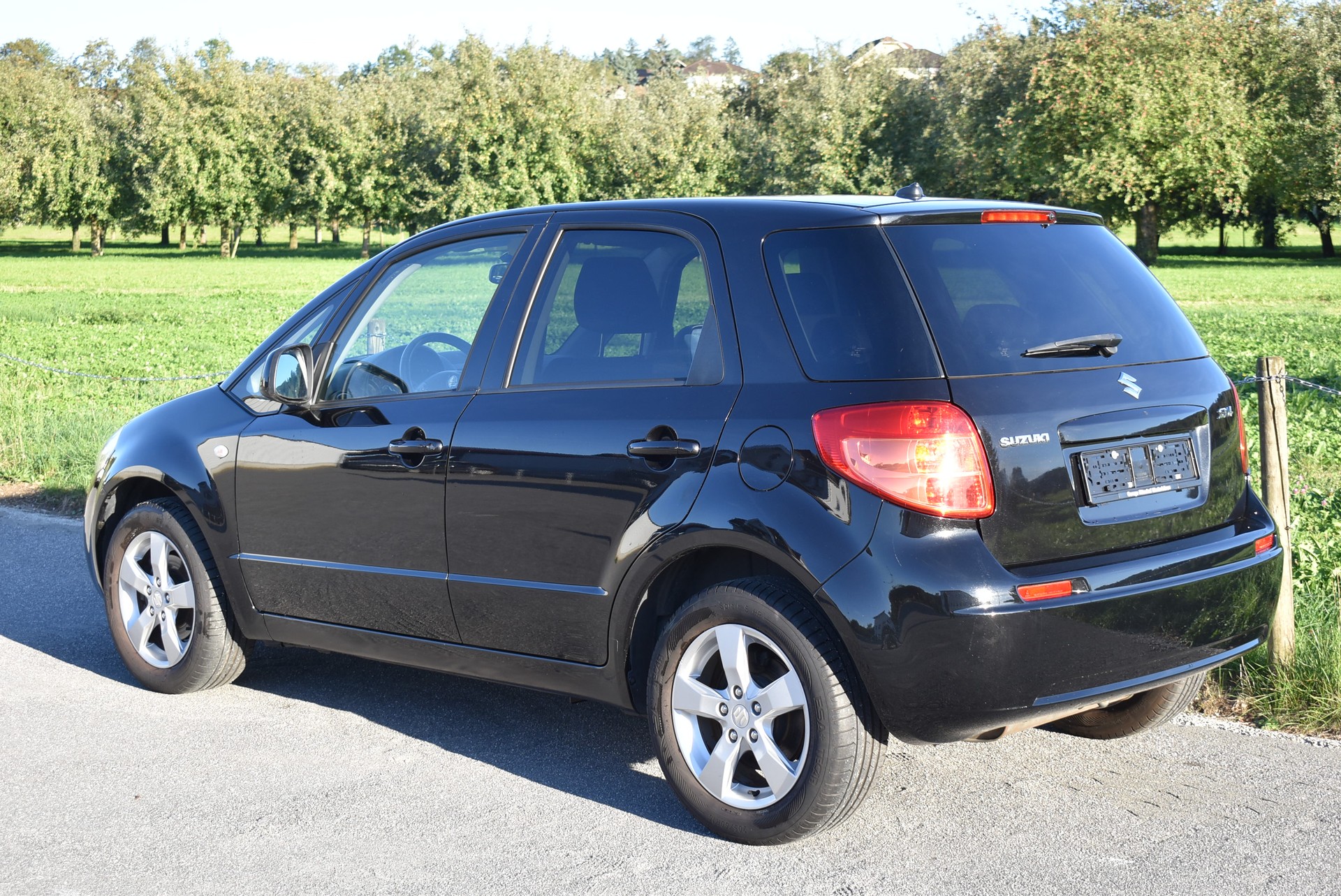 SUZUKI SX4 1.6 16V GL 2WD-image-2