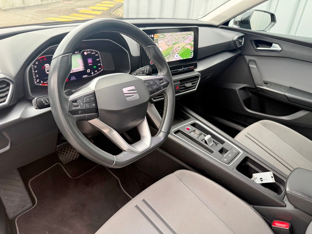 SEAT Leon ST 1.5 eTSI mHEV DSG Style-image-6