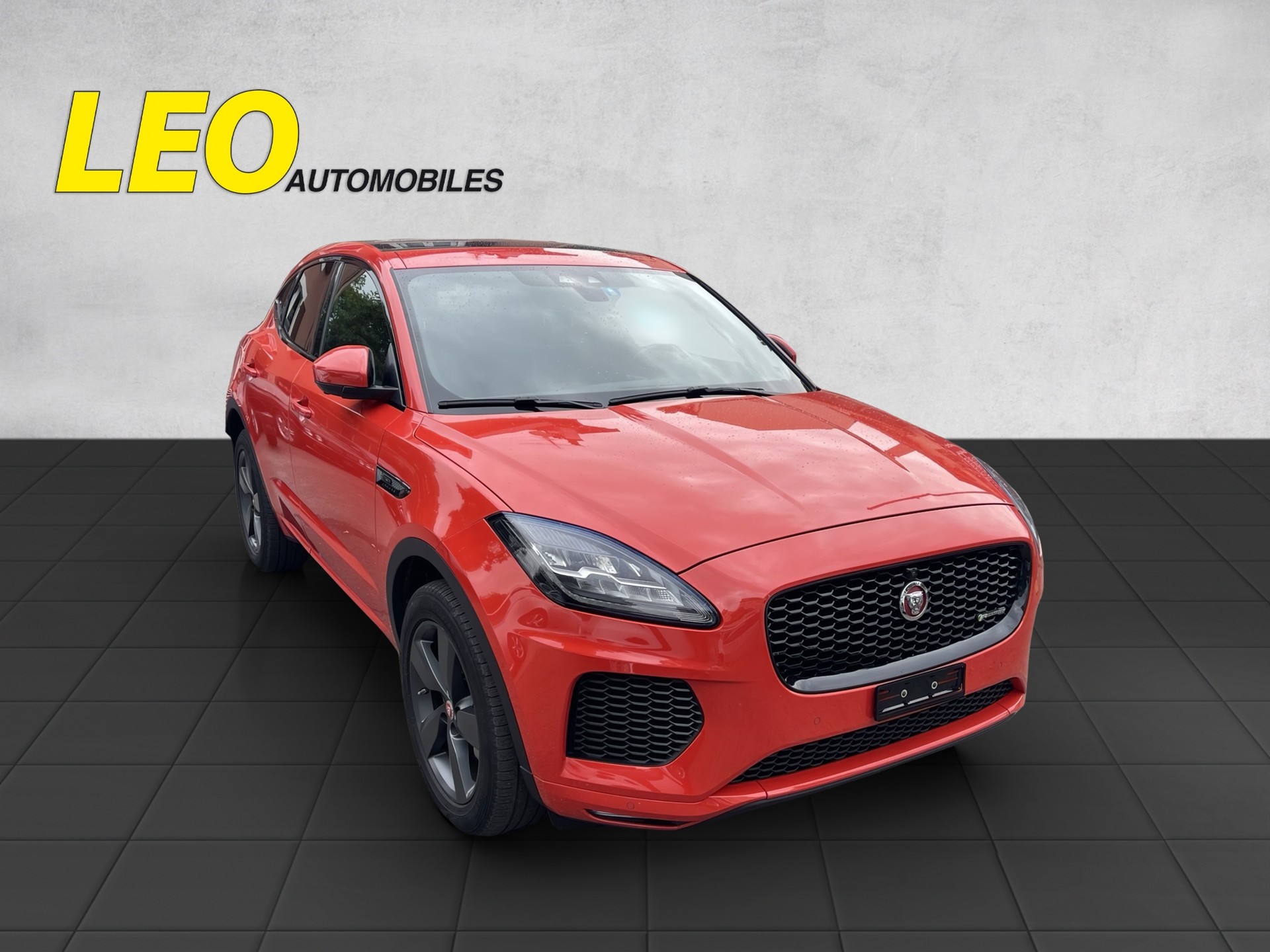 JAGUAR E-Pace P200 R-Dynamic SE AWD Automatik-image-0
