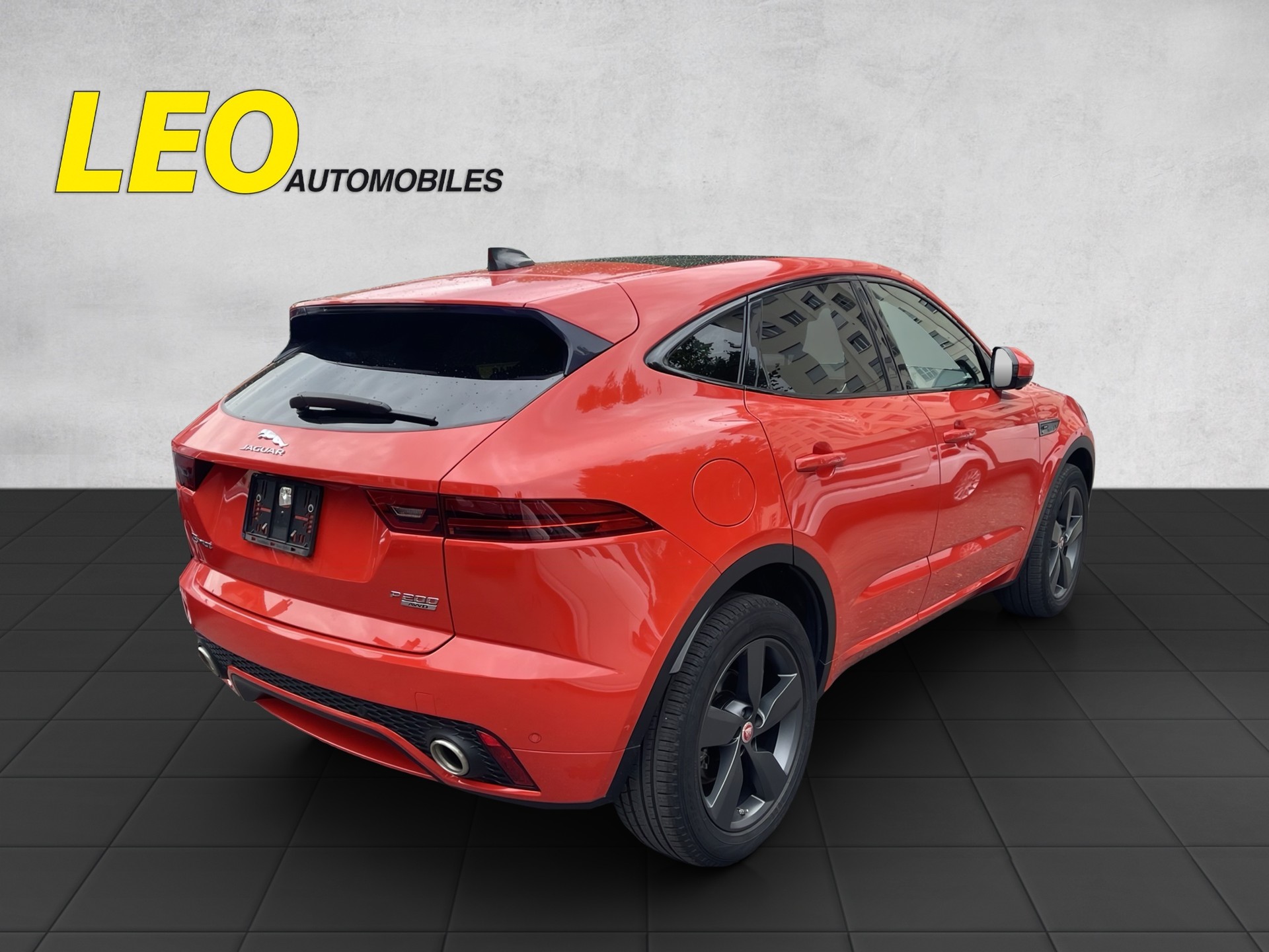 JAGUAR E-Pace P200 R-Dynamic SE AWD Automatik-image-3