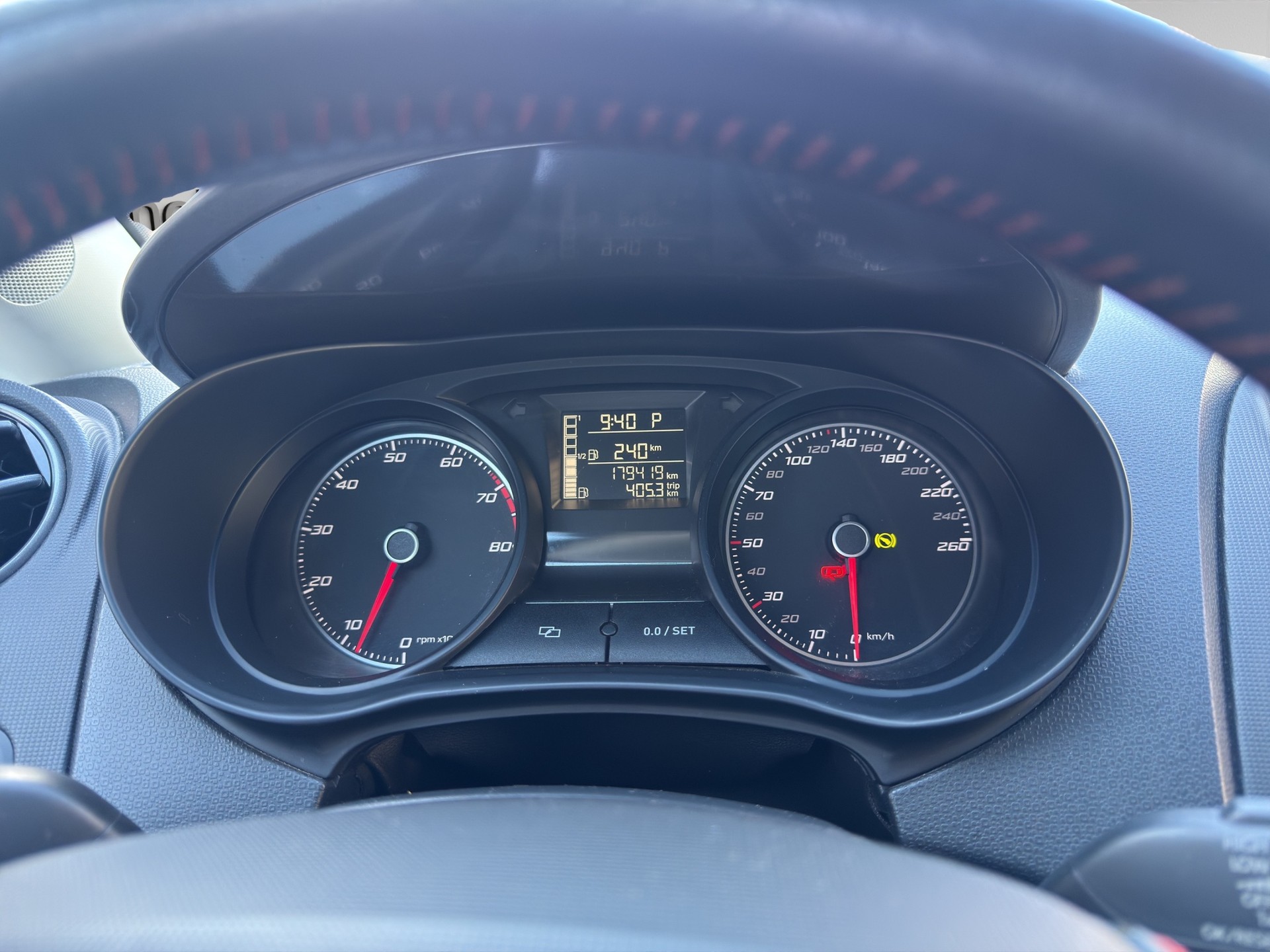 SEAT Ibiza ST 1.4 TSI FR DSG-image-10