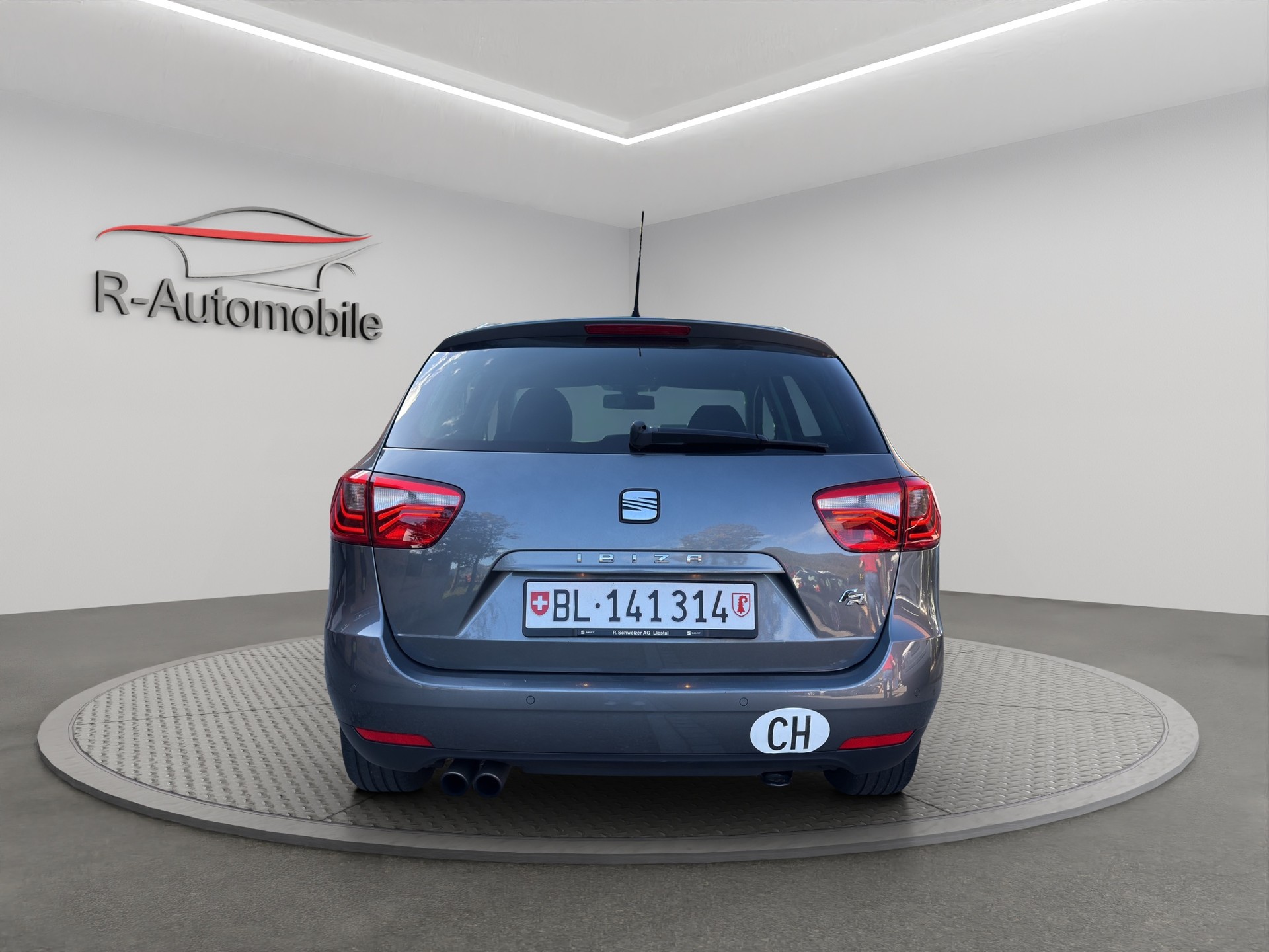 SEAT Ibiza ST 1.4 TSI FR DSG-image-3