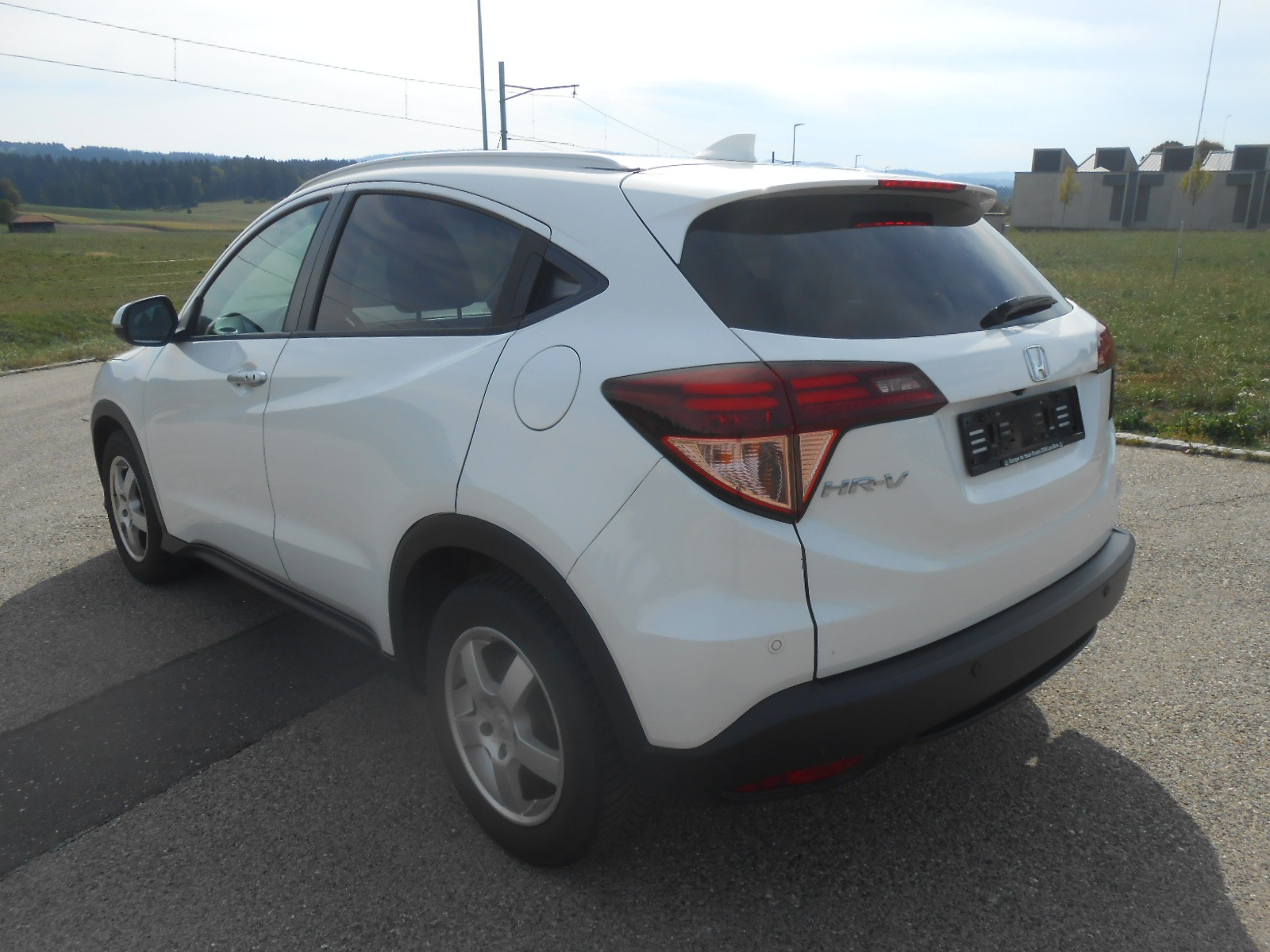 HONDA HR-V 1.5i-VTEC Executive-image-6