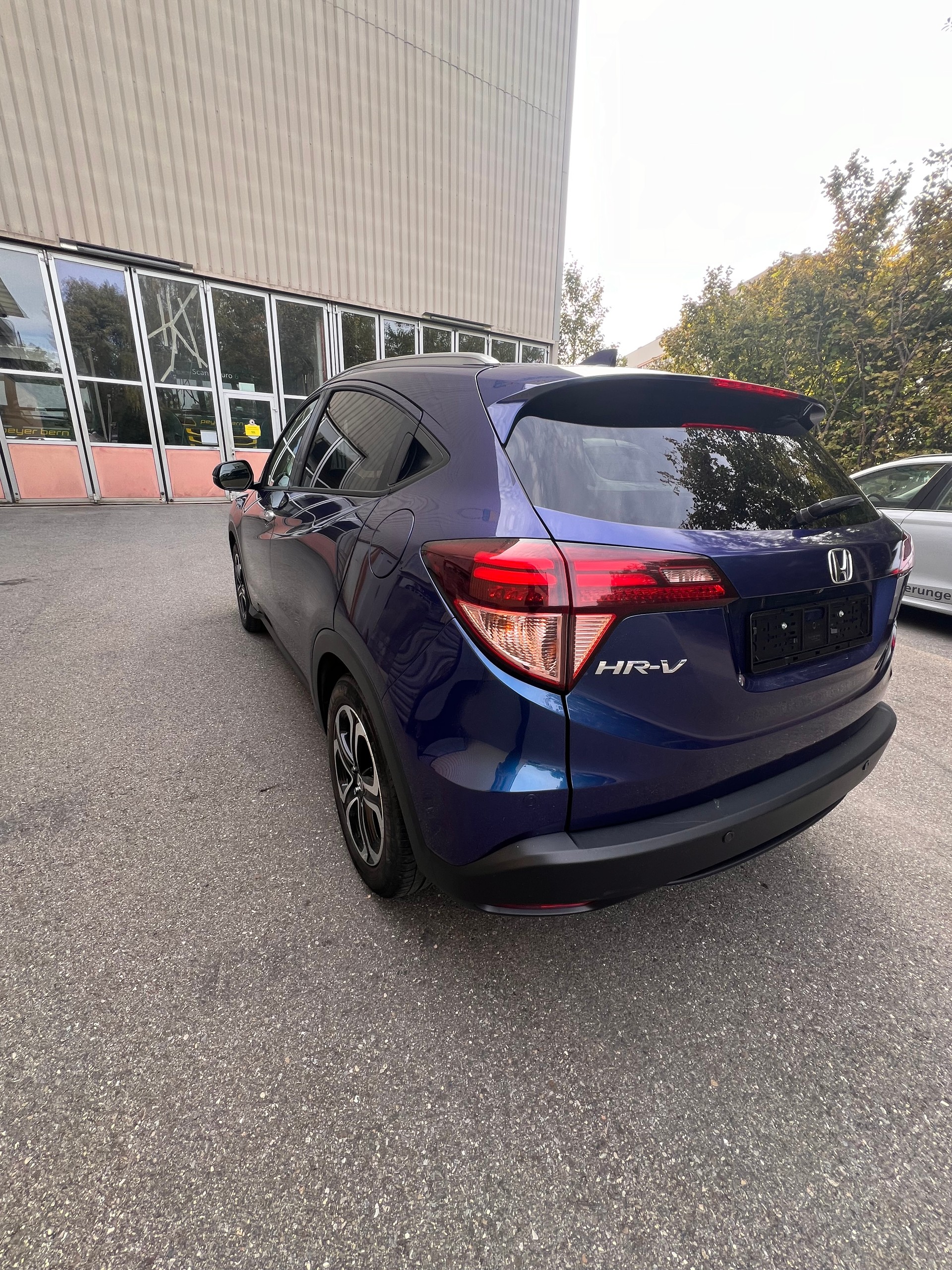 HONDA HR-V 1.5i-VTEC Executive CVT-image-10