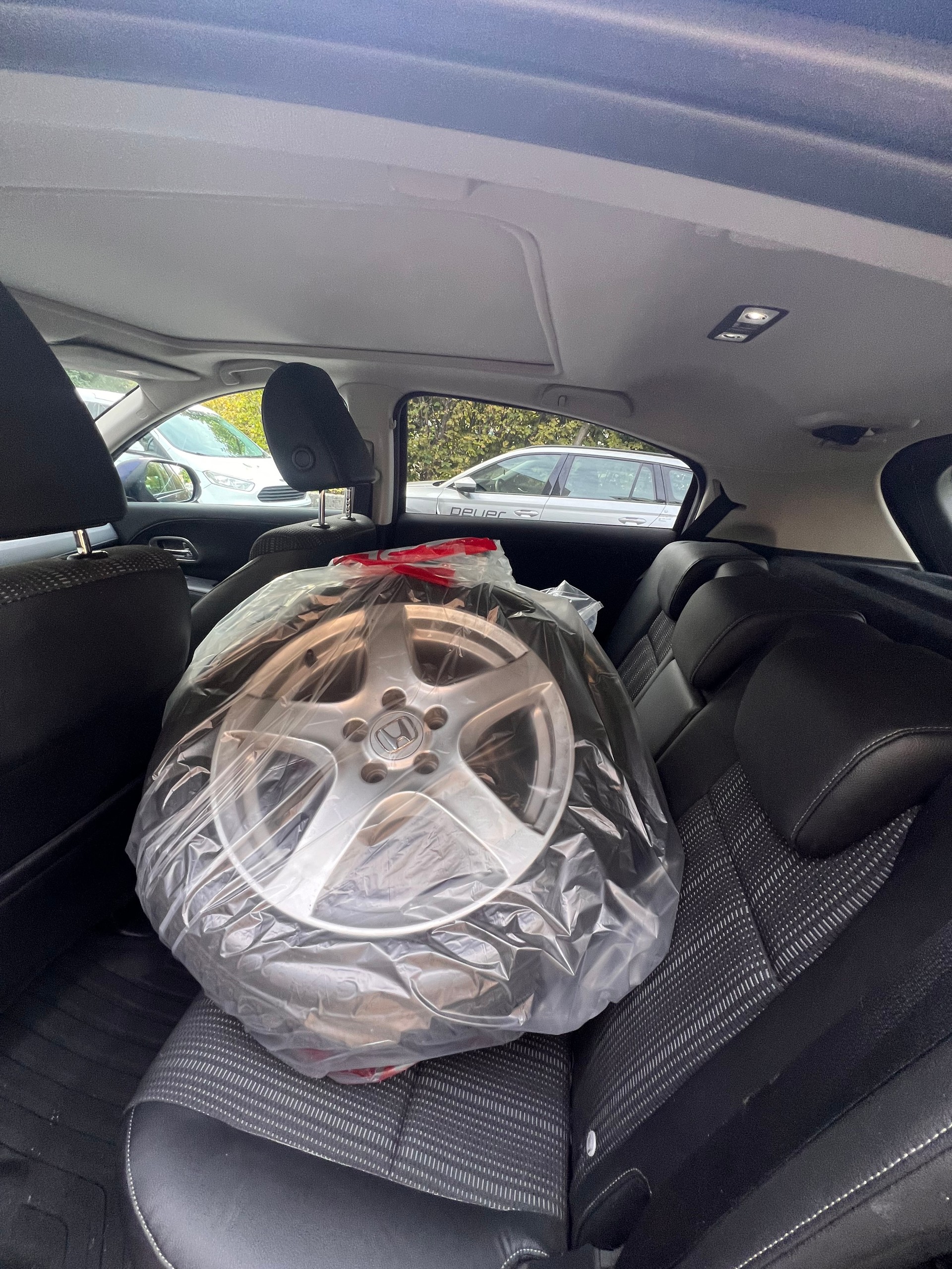 HONDA HR-V 1.5i-VTEC Executive CVT-image-11