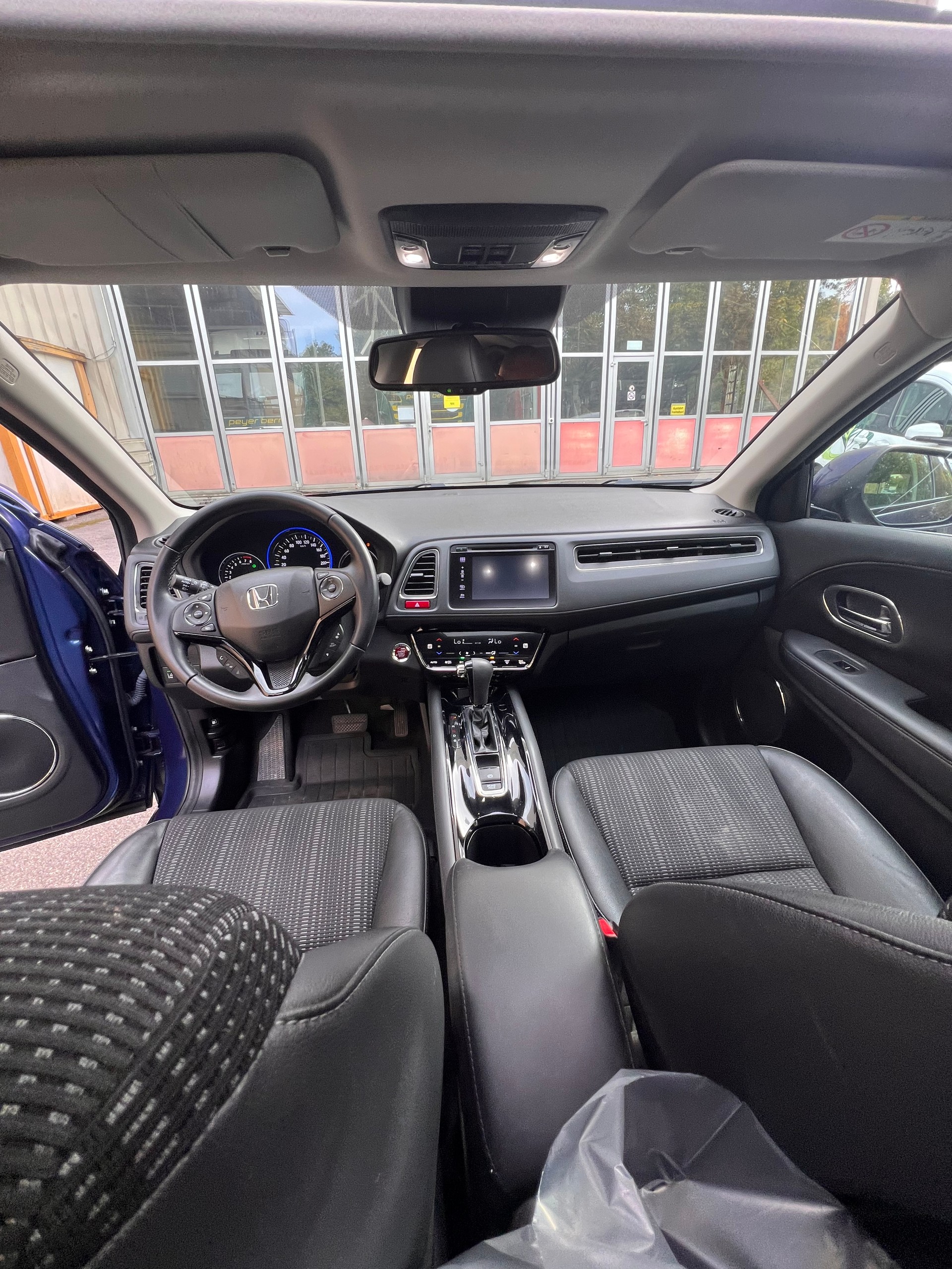HONDA HR-V 1.5i-VTEC Executive CVT-image-14