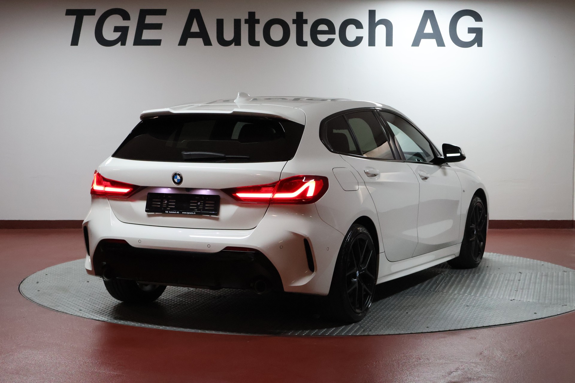 BMW 120d xDrive Steptronic M Sport-image-20