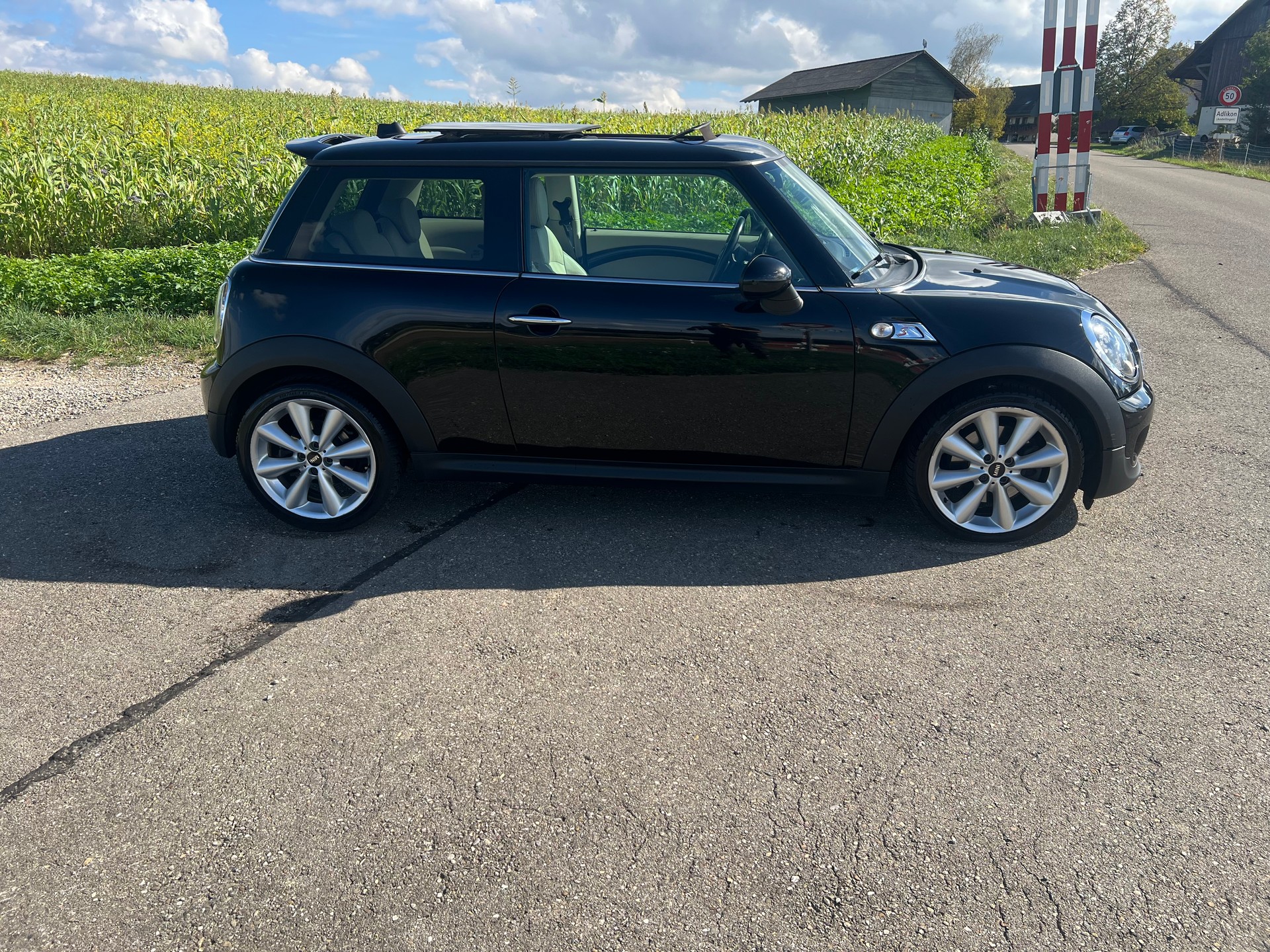 MINI Cooper S Steptronic-image-2