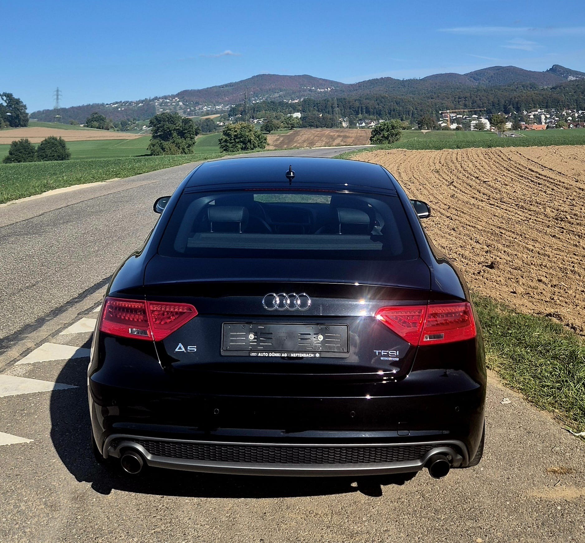 AUDI 2.0 TFSI 225 quattro S-Tronic-image-2