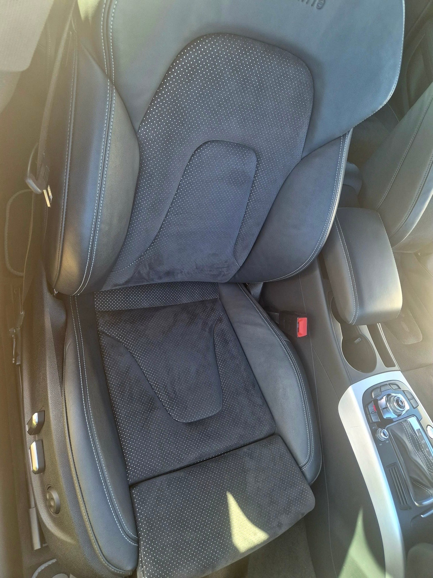 AUDI 2.0 TFSI 225 quattro S-Tronic-image-5