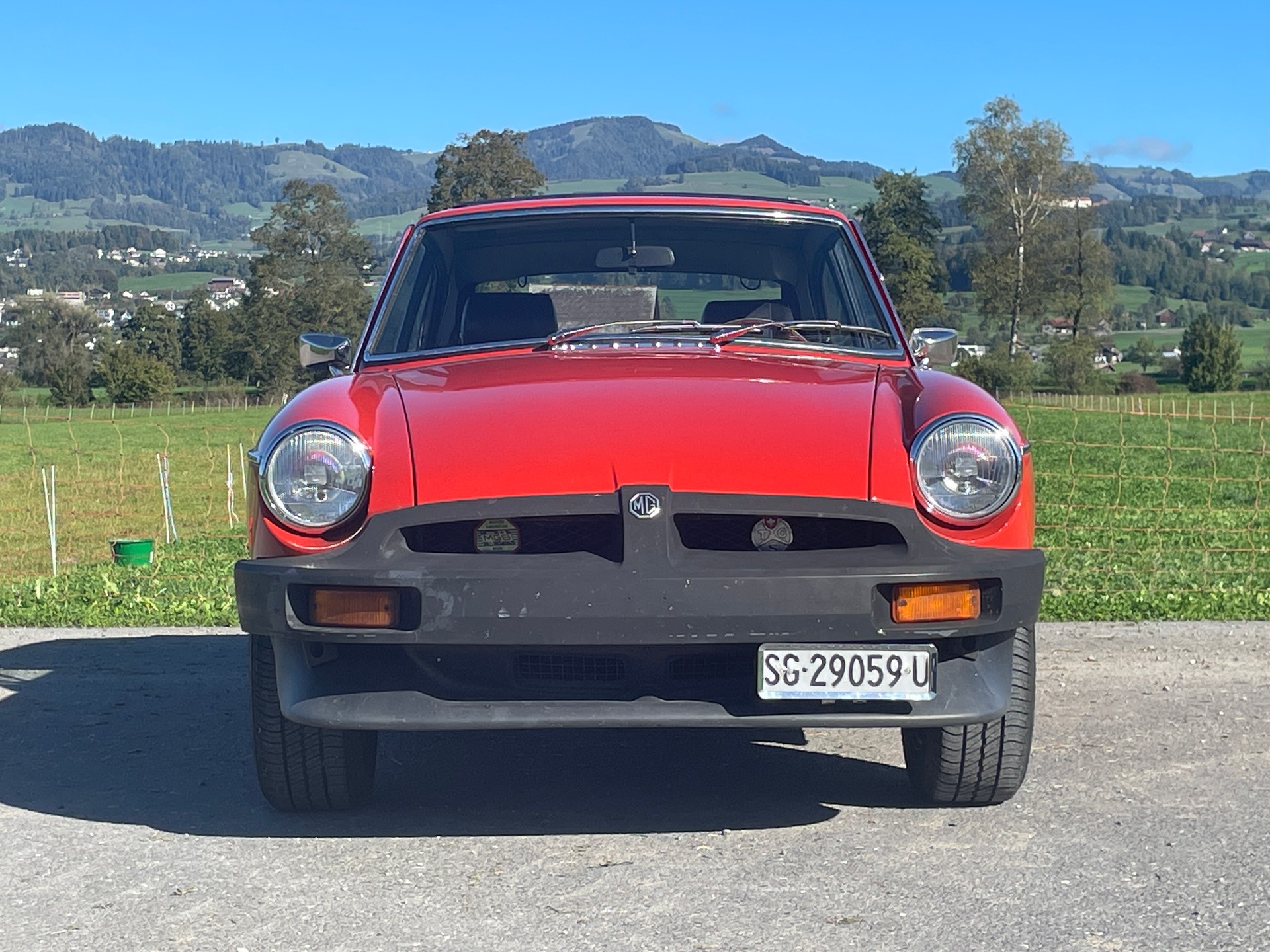 MG B GT Coupé-image-3