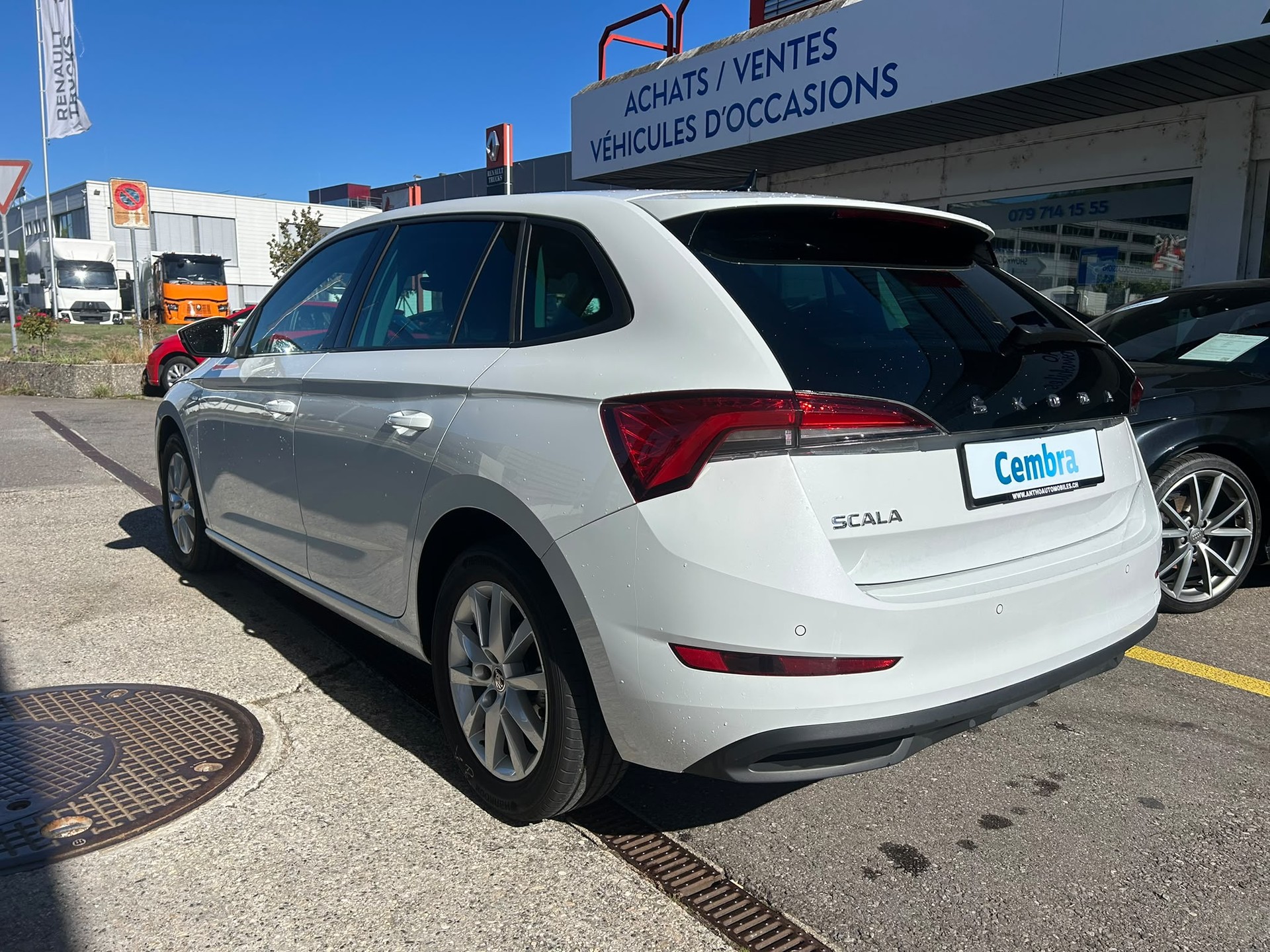 SKODA Scala 1.0 TSI Ambition-image-3