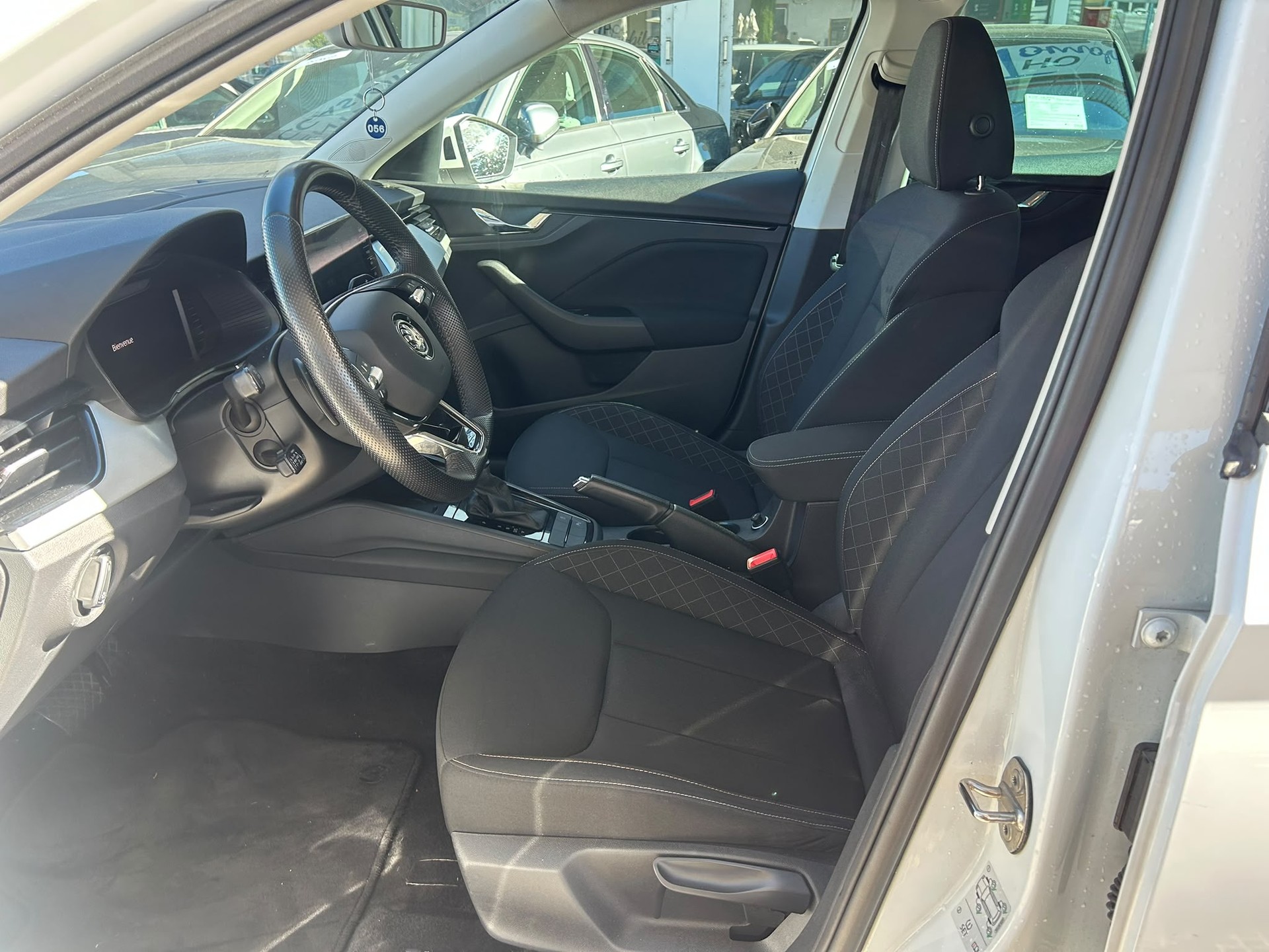 SKODA Scala 1.0 TSI Ambition-image-7