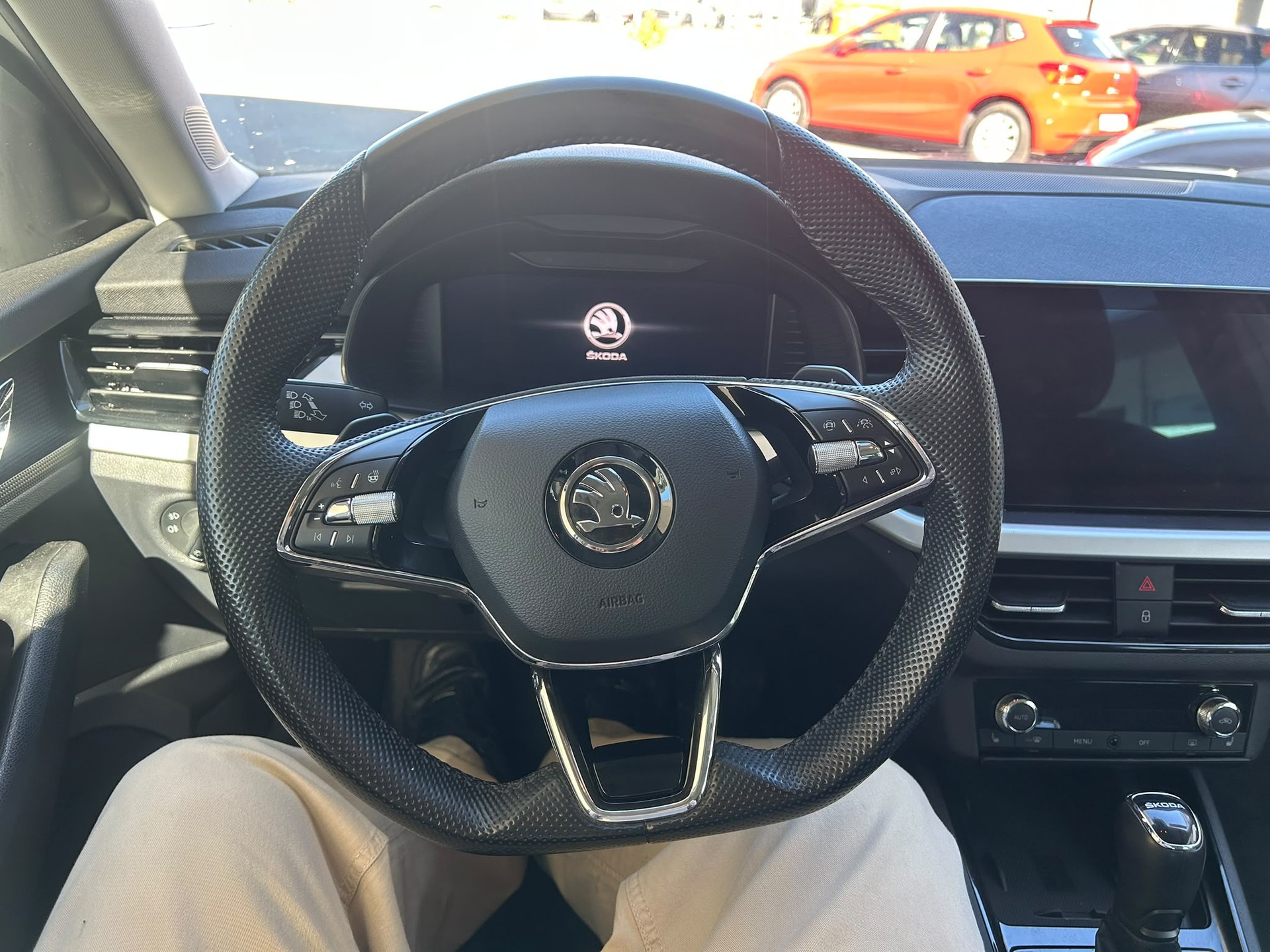 SKODA Scala 1.0 TSI Ambition-image-8