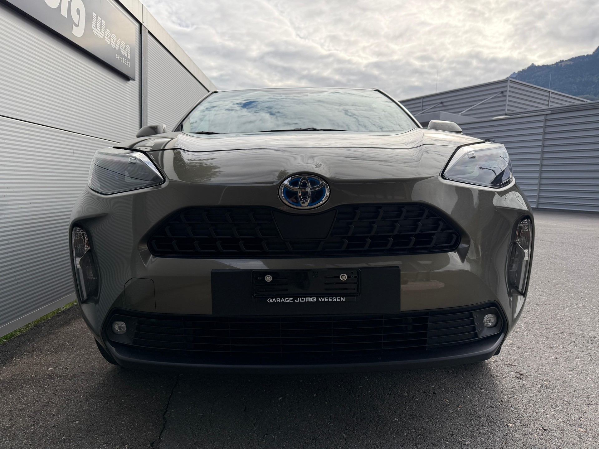 TOYOTA Yaris Cross 1.5 VVT-i HSD Comfort AWD-i-image-1