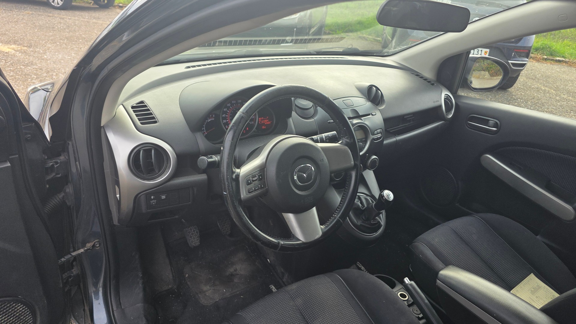 MAZDA 2 1.3i 16V Exclusive-image-4