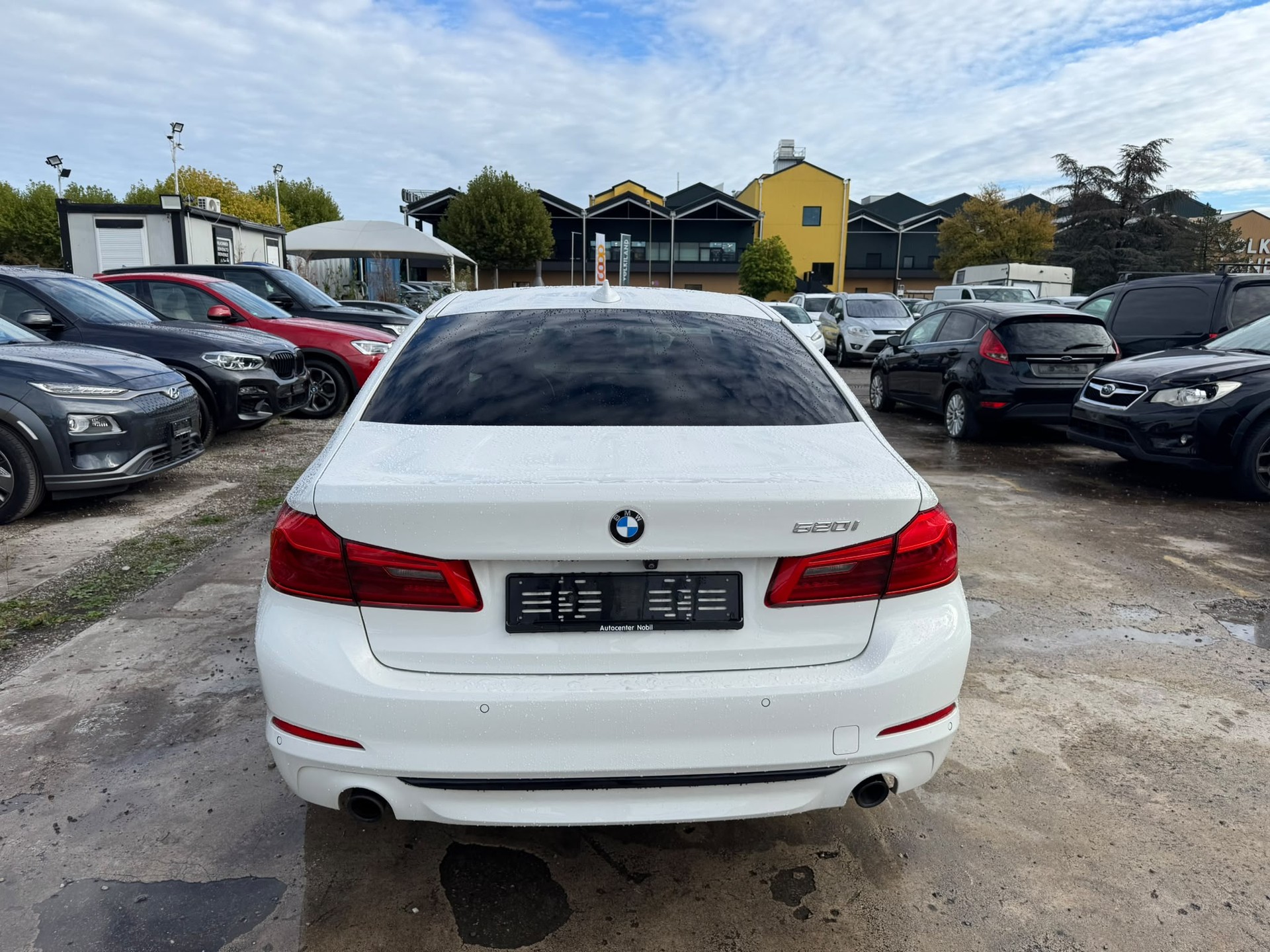 BMW 520i Sport Line Steptronic-image-4